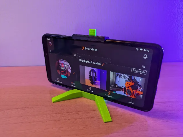 Smartphone Stand 90° – Compact and Stable Design