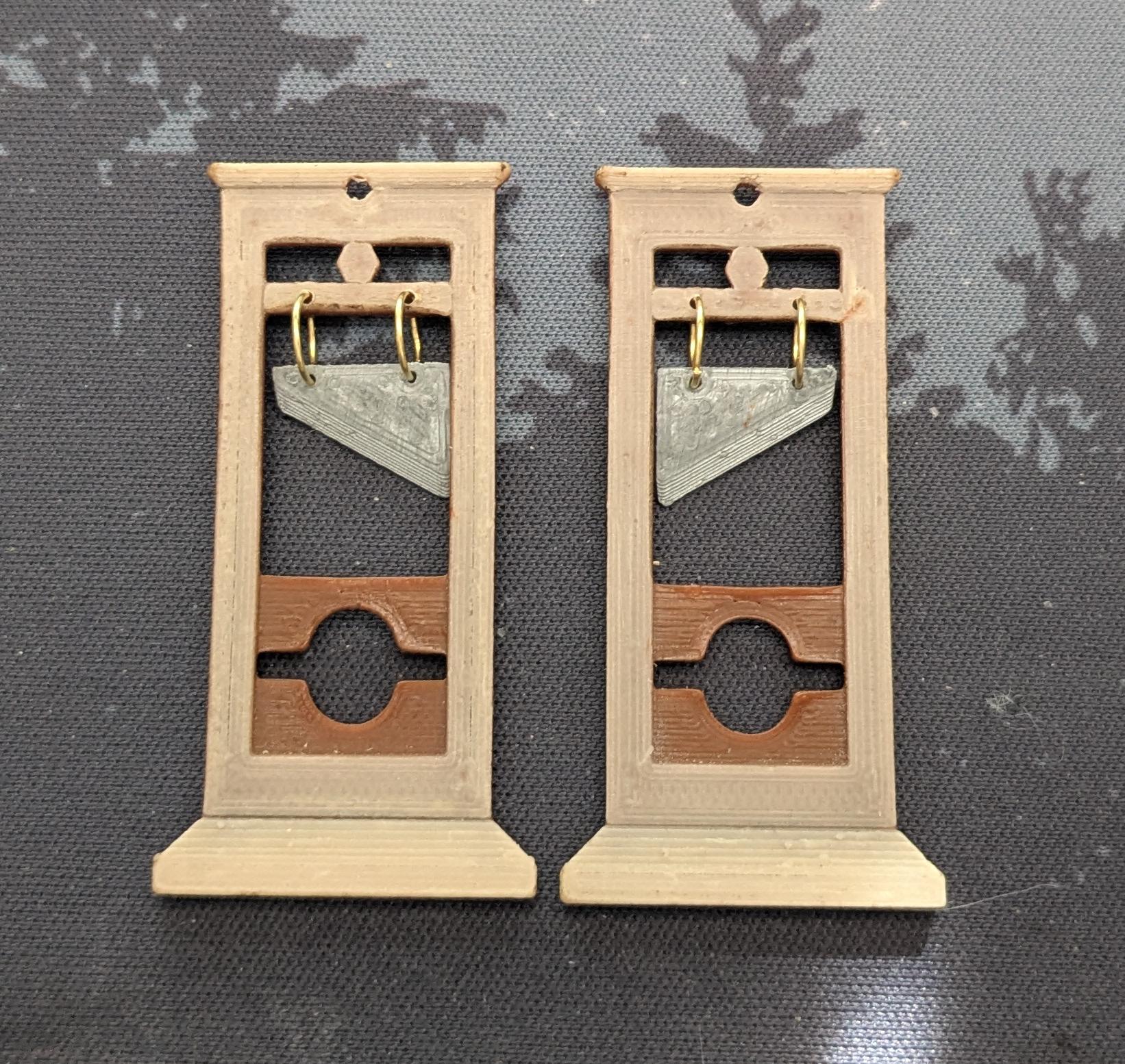 Guillotine earrings