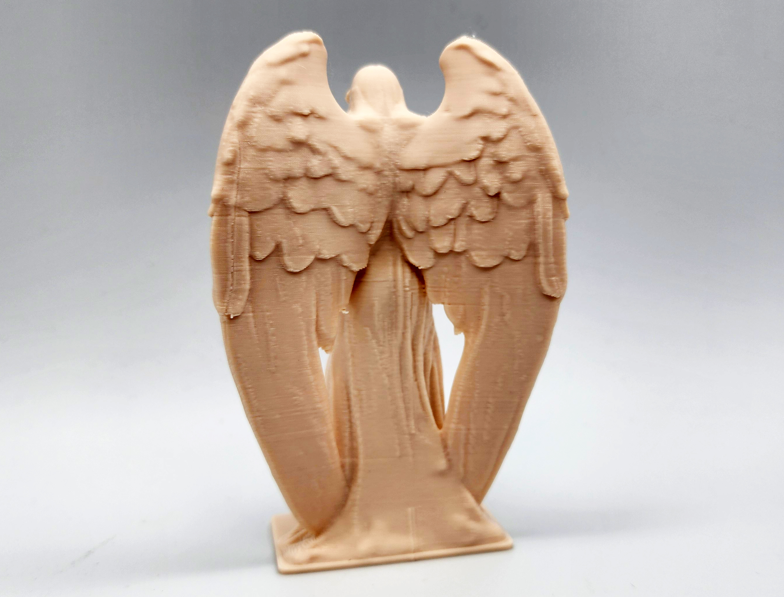 Miniatura 4 do modelo 3D Weeping Angel Statue
