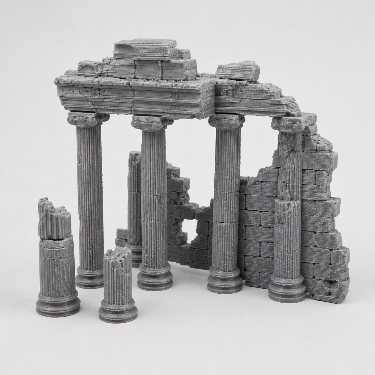 Zerstörtes antikes Tempelmodell/Destroyed ancient temple model