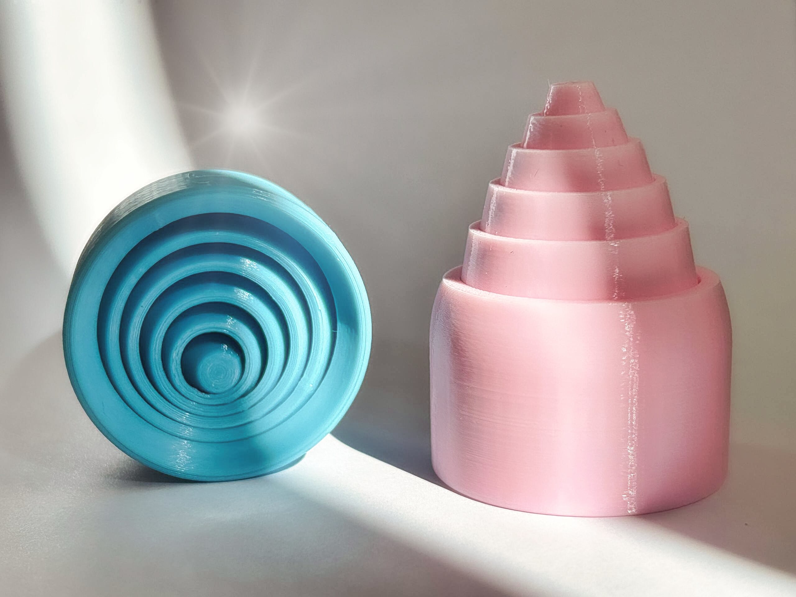 Miniatura 2 do modelo 3D Easter egg fidget stand