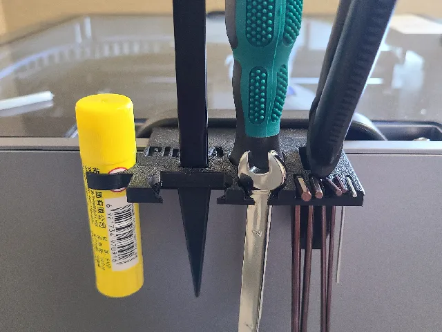Qidi Plus 4 Tool Holder Remix