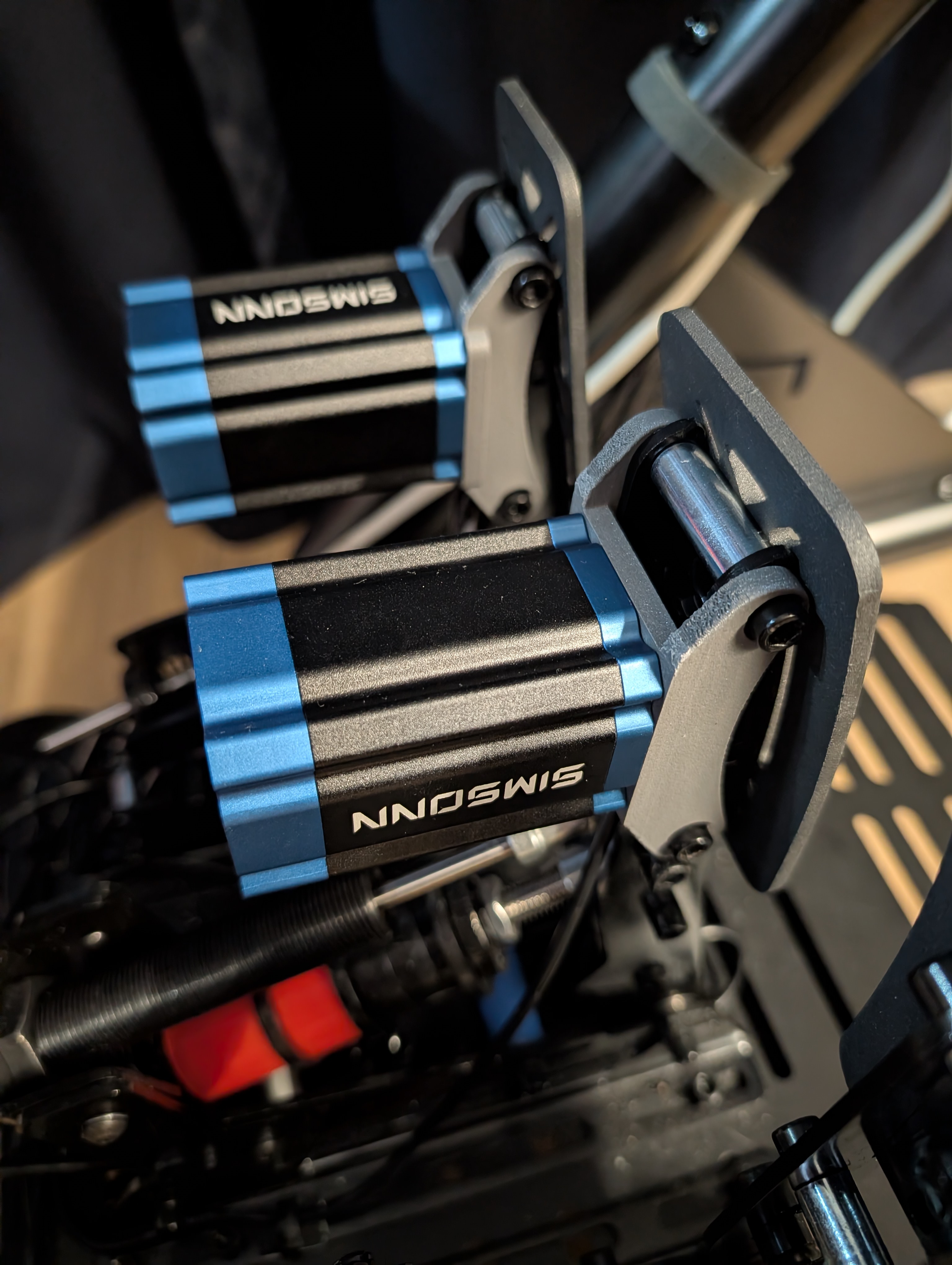 Simsonn Pro X Ultra pedals VAM Pro haptic mount