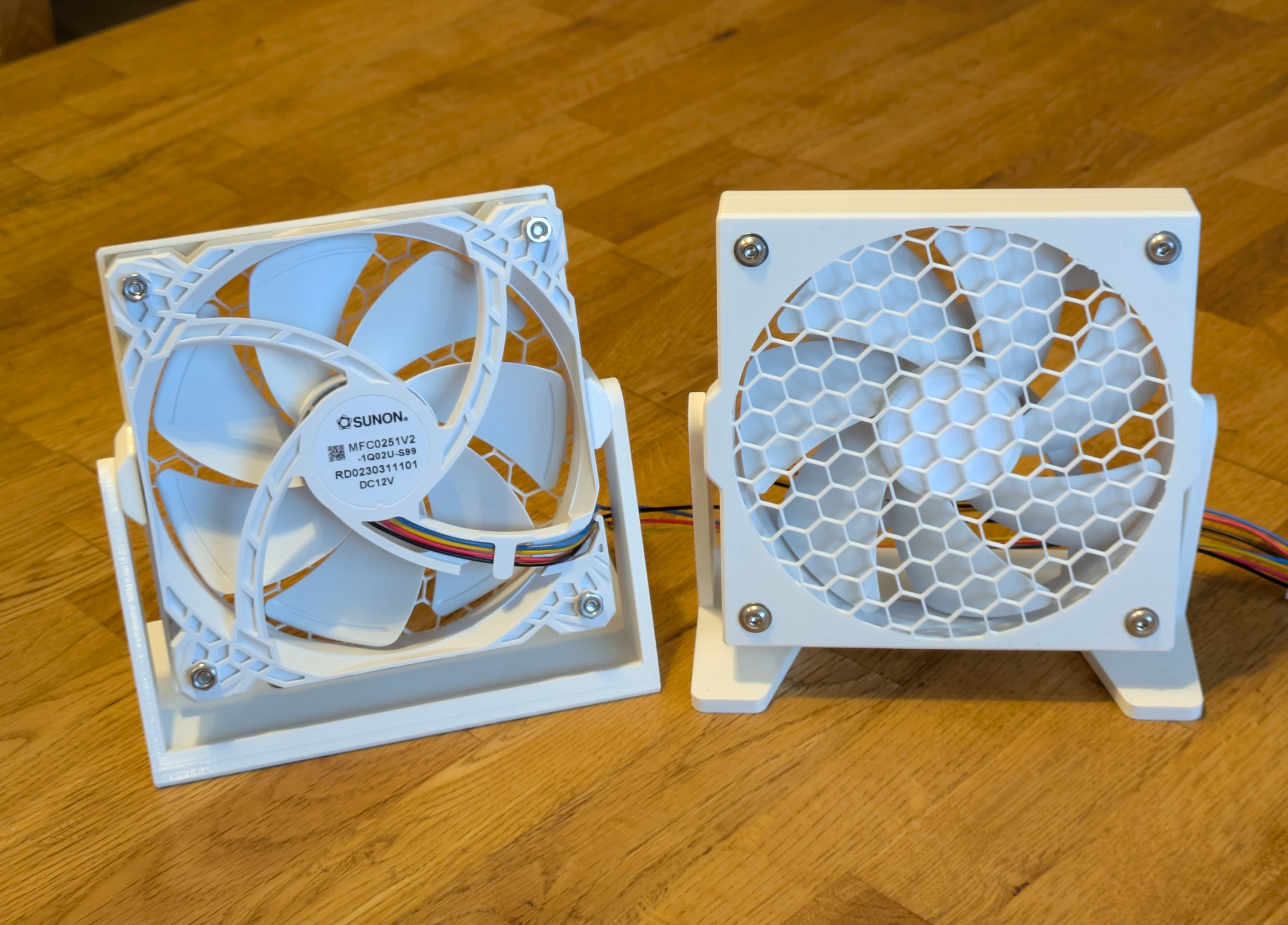 120 mm Fan Stand (adjustable)