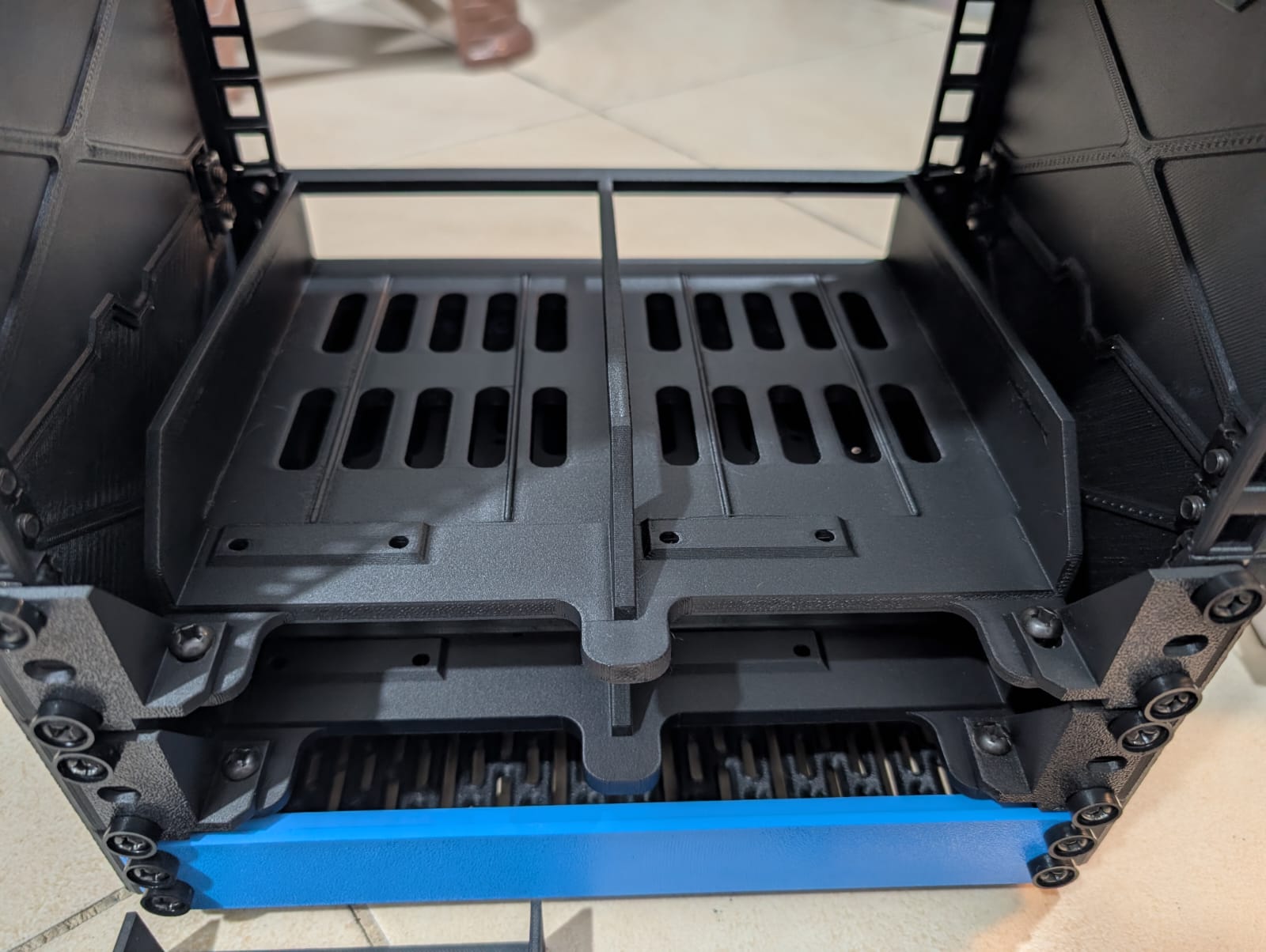 (REMIX) 1U Two 3.5" Drive Rack For 10" Rack (Mod10 ver)