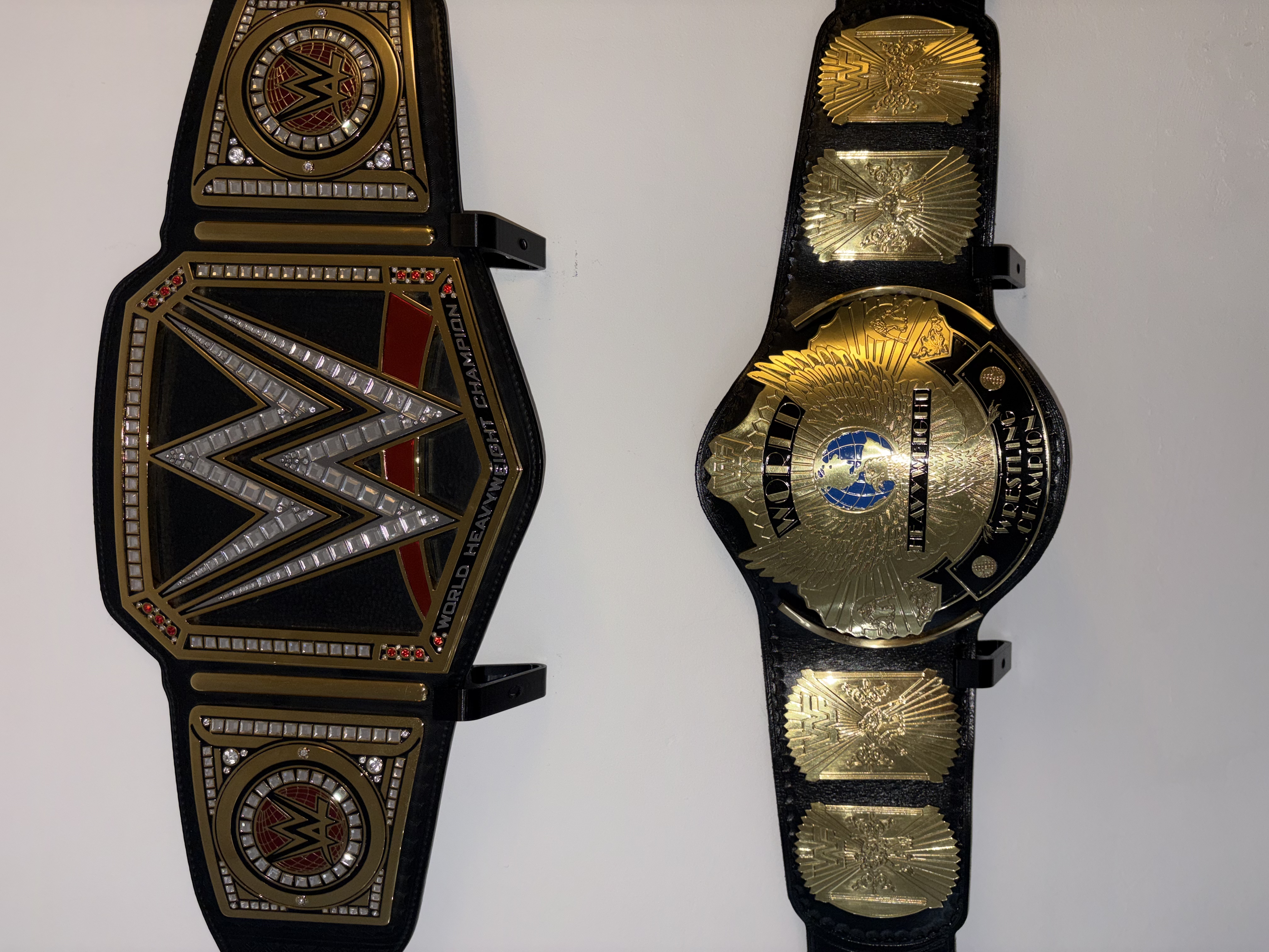 WWE belt hanger strong minimalistic