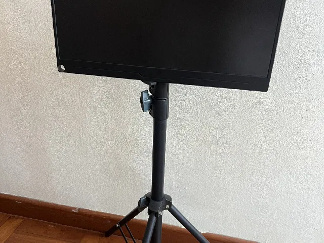 VESA (75 & 100mm) To 1/4" Adapter