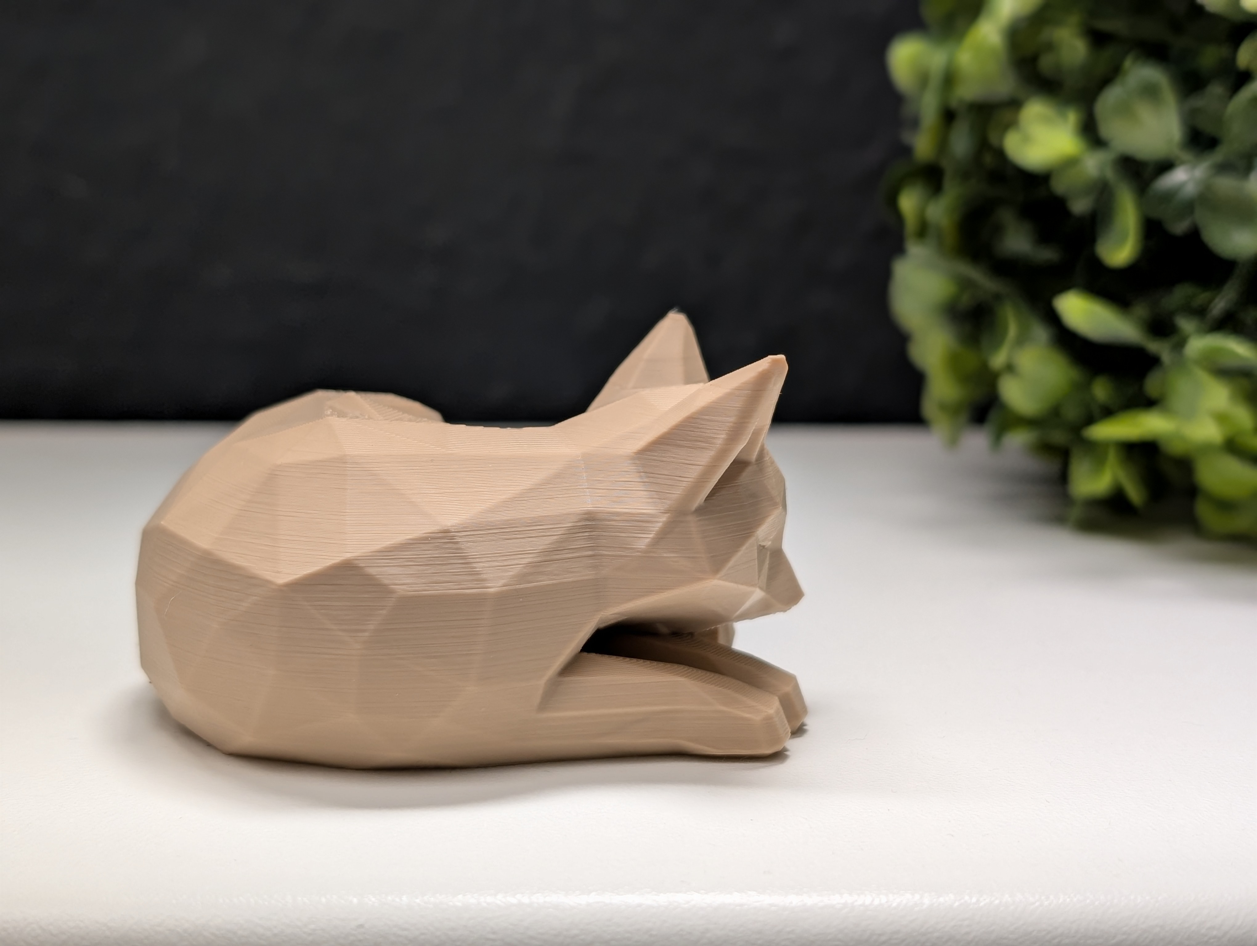 Miniatura 4 do modelo 3D Low Poly Sleeping Fox