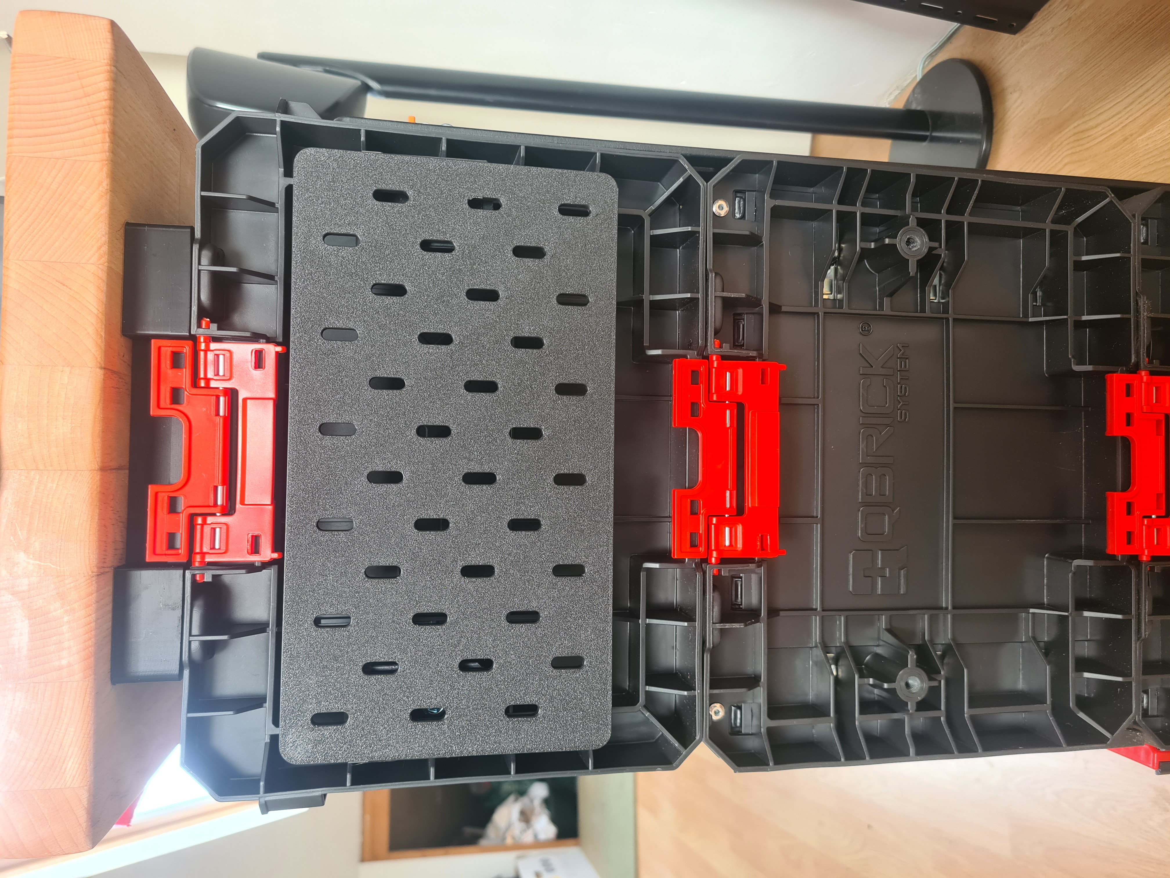Qbrick Toolbox to Skadis Board