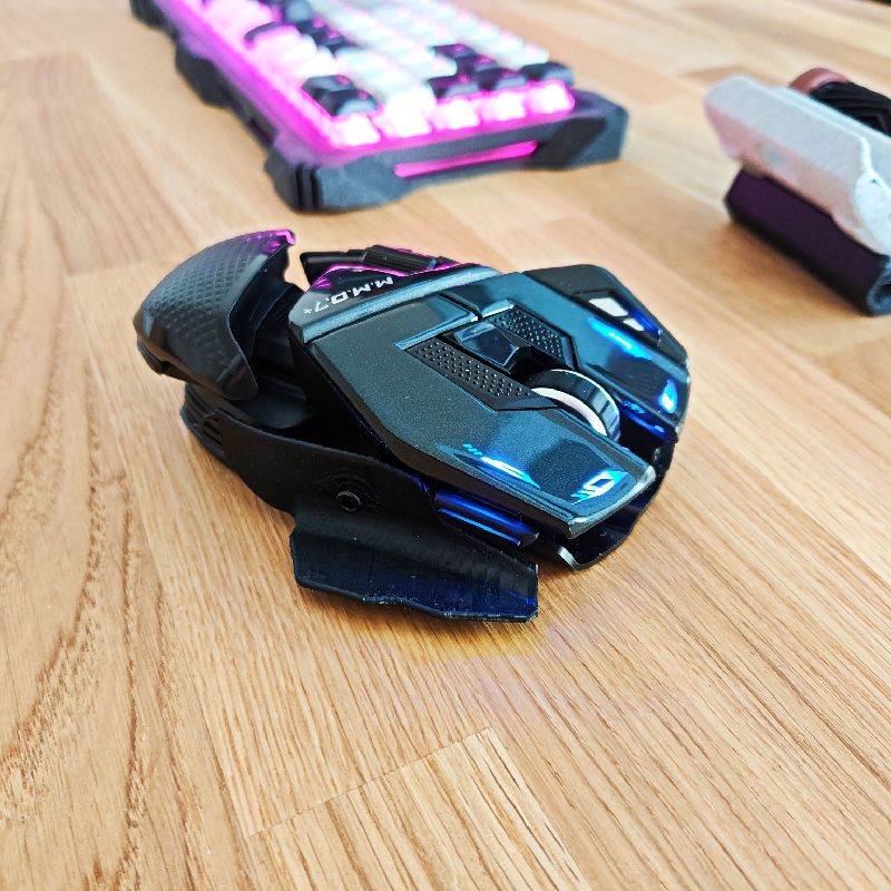 MadCatz M.M.O. 7+ pinky rest (with optional shift button mod) by