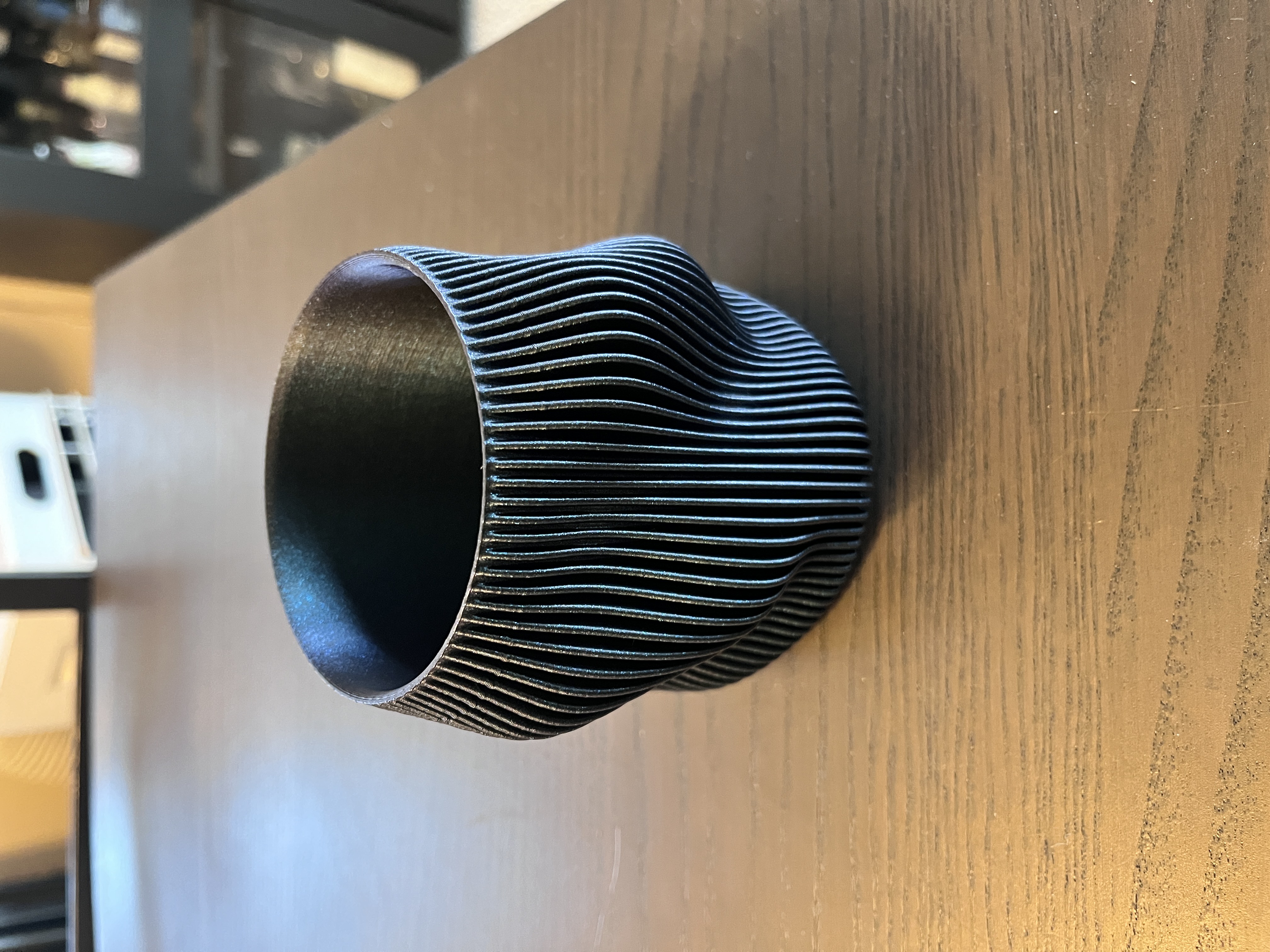 Wavy Pen Holder