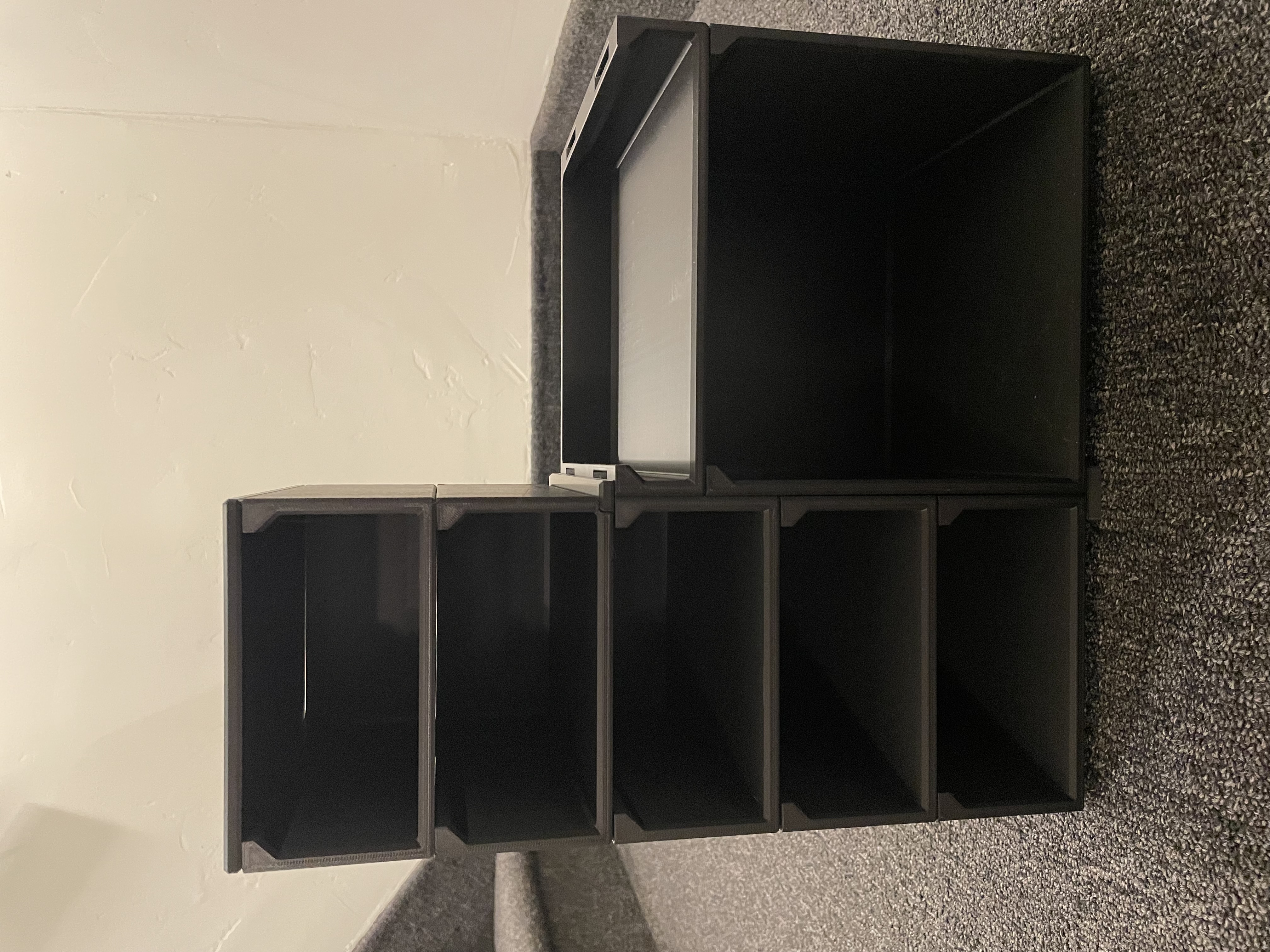 Miniatura 4 do modelo 3D Stackable Shelf (parametric)