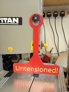 Titan Bandsaw Warning Sign