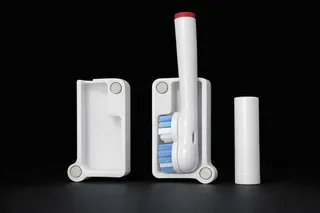 Oral B Travel kit - smart magnetic case and cap