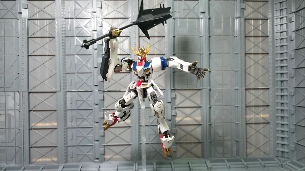 Modular Gunpla Mech Hanger Diorama by J T | Download free STL