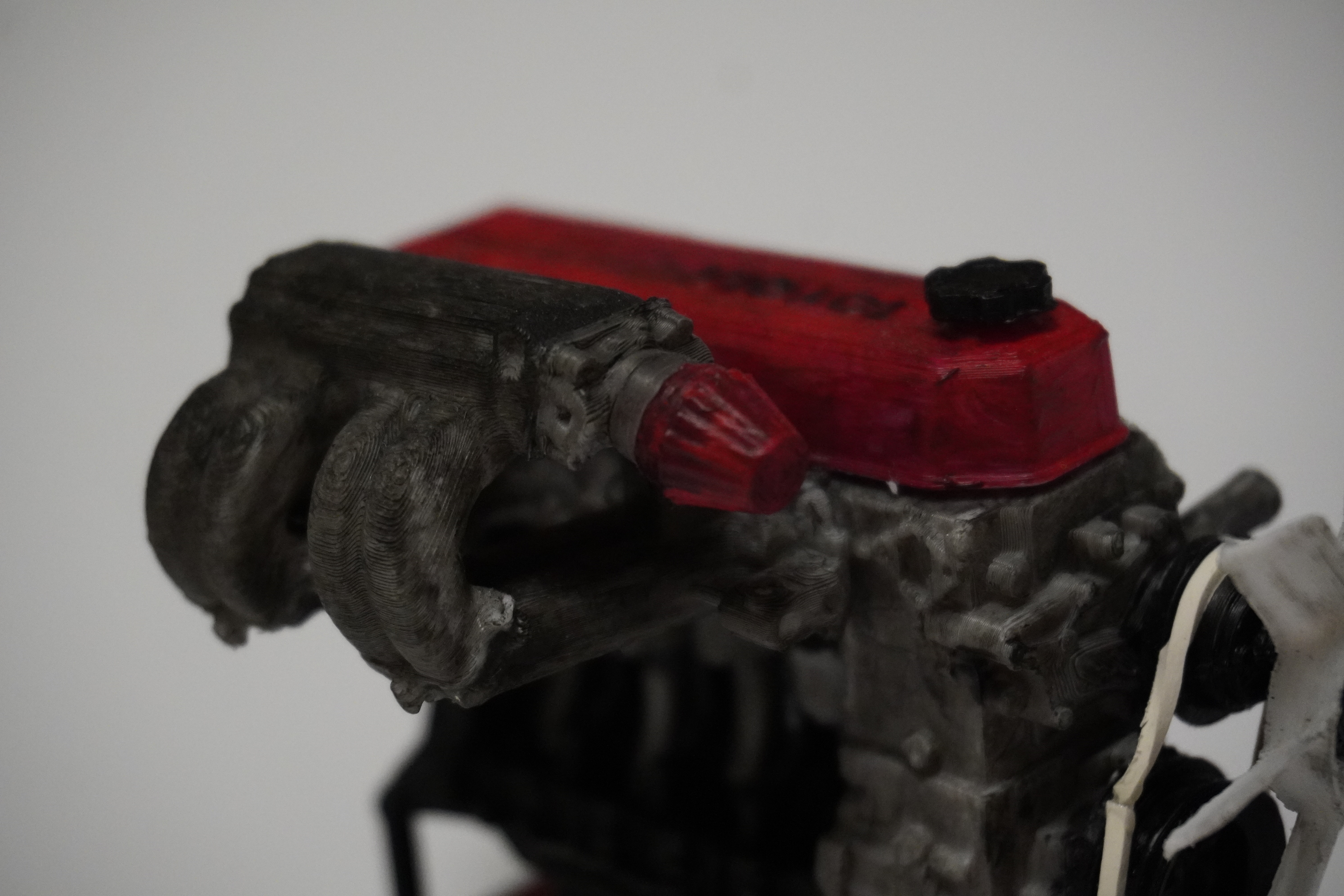 MINI Toyota 4 Cylinder Engine 22RE, Complete Working Model Mini Edition — miniatura 27