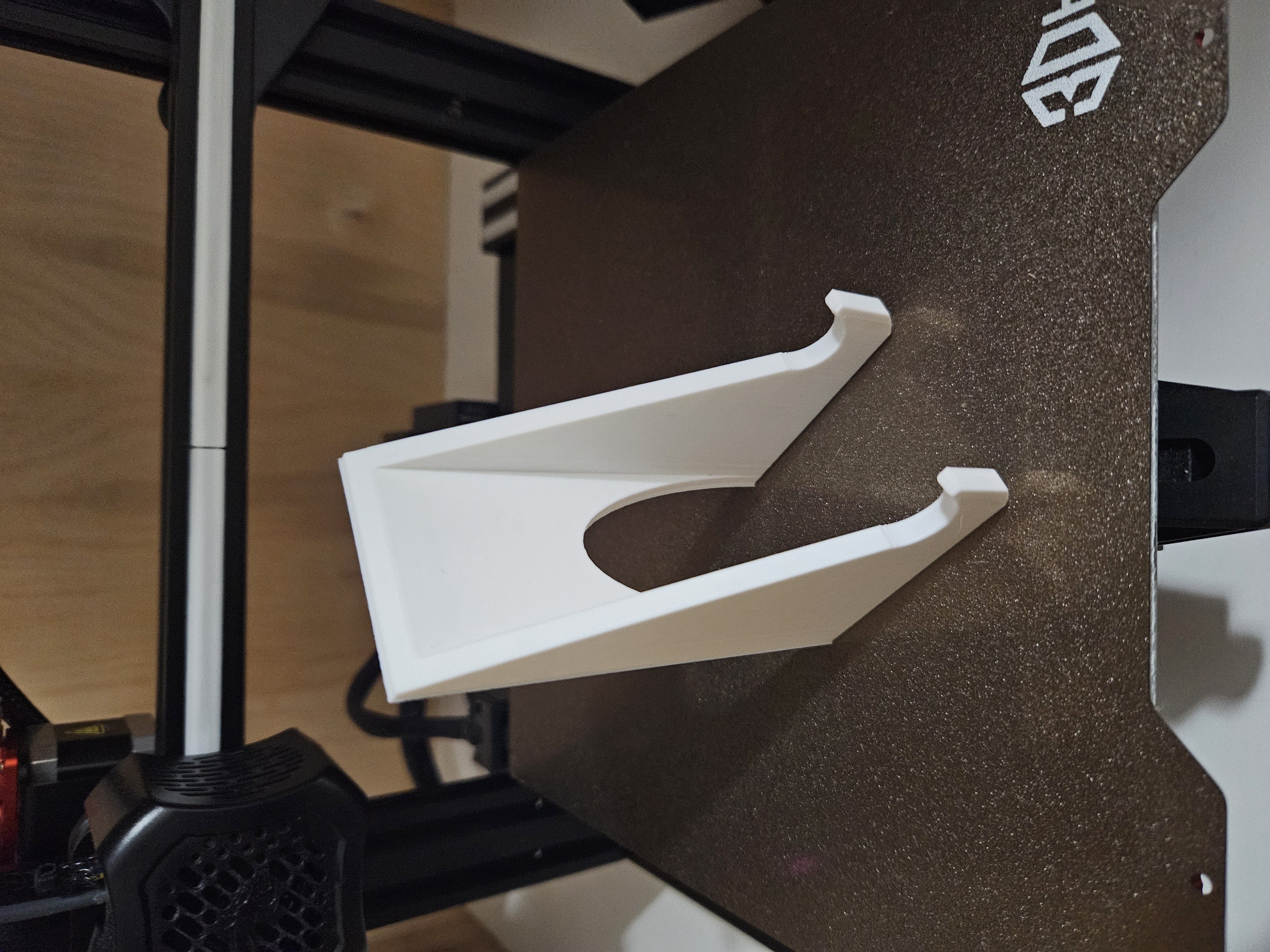Basic phone stand