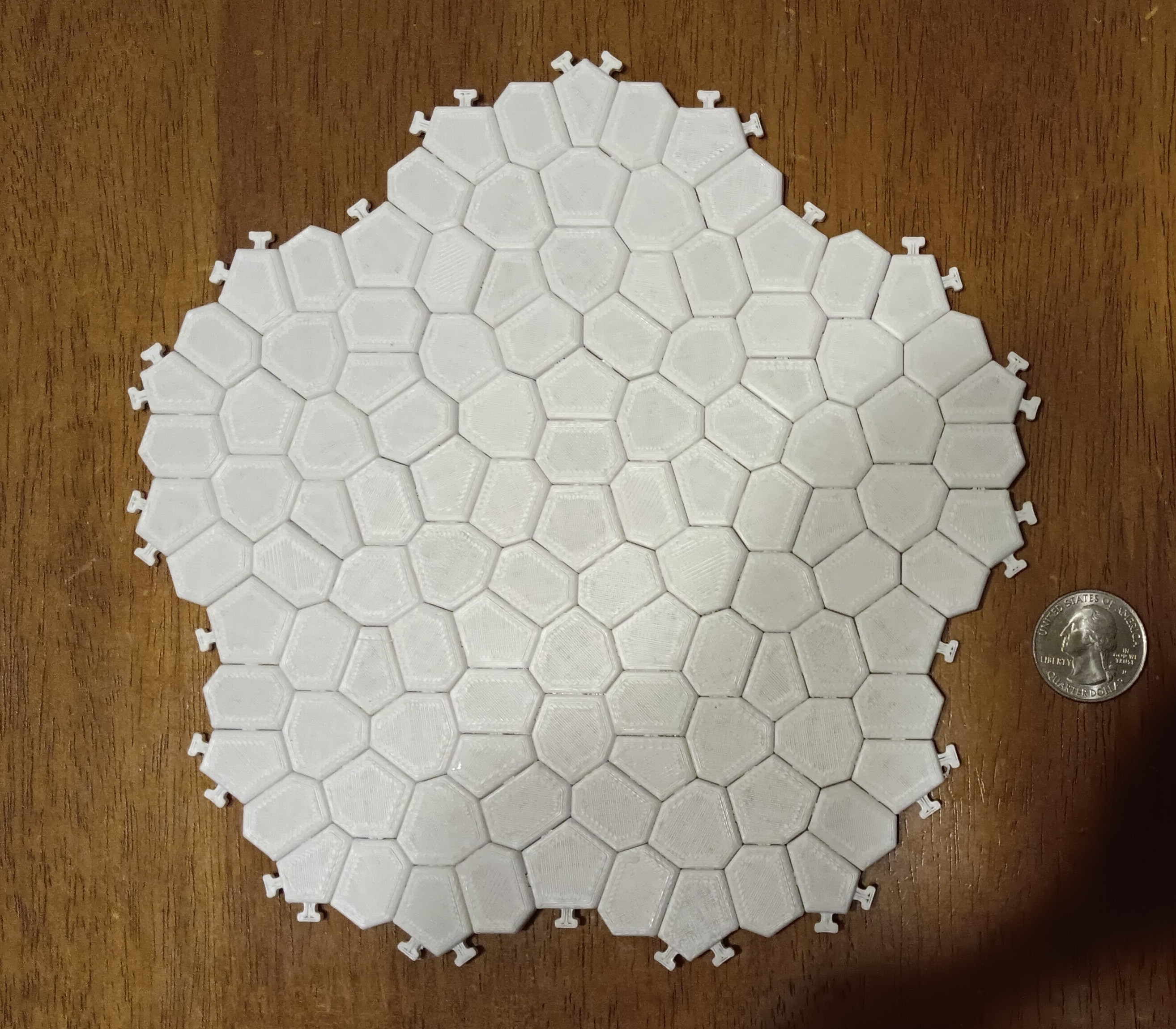 Interlocking Penrose Voronoi Cobblestones
