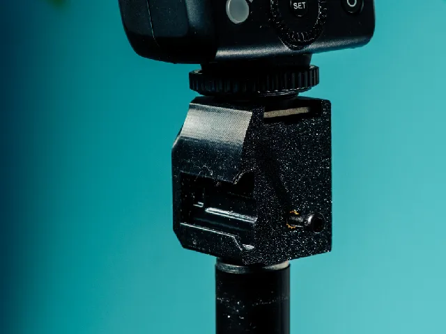 Dual Cold Shoe Light Stand Mount - 90° Flash Adapter