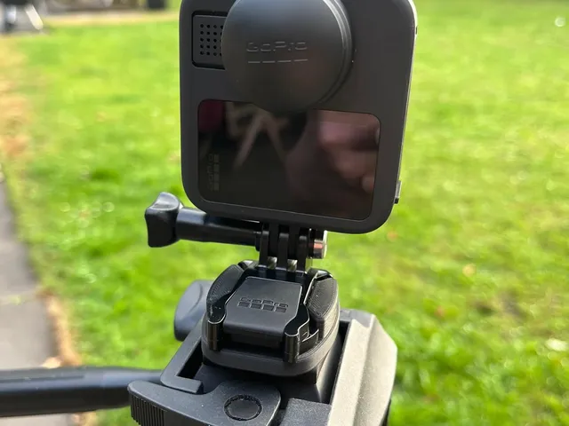 Gopro tripod adapter