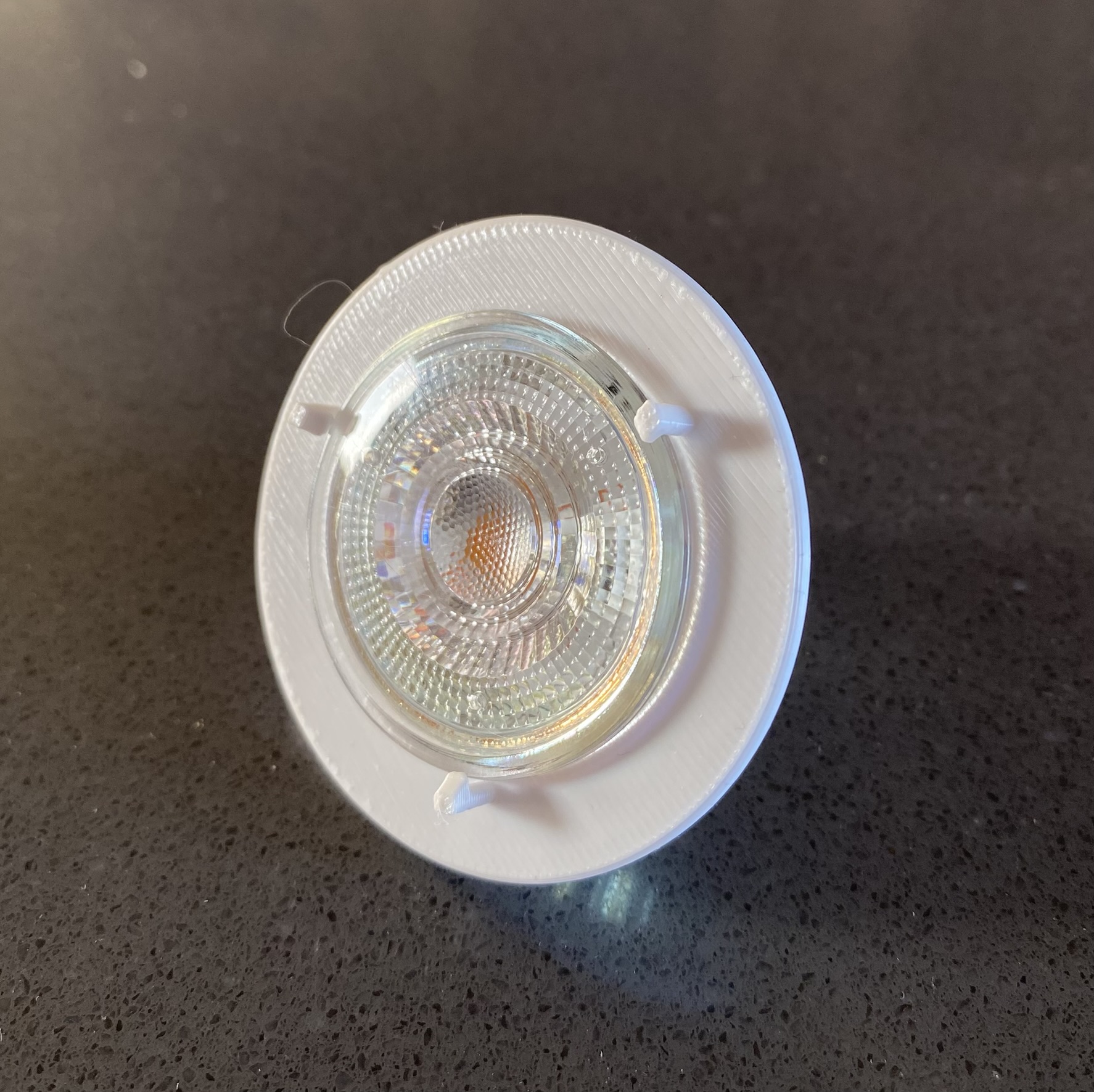 35 mm to 50 mm Spot Light Bulb adapter