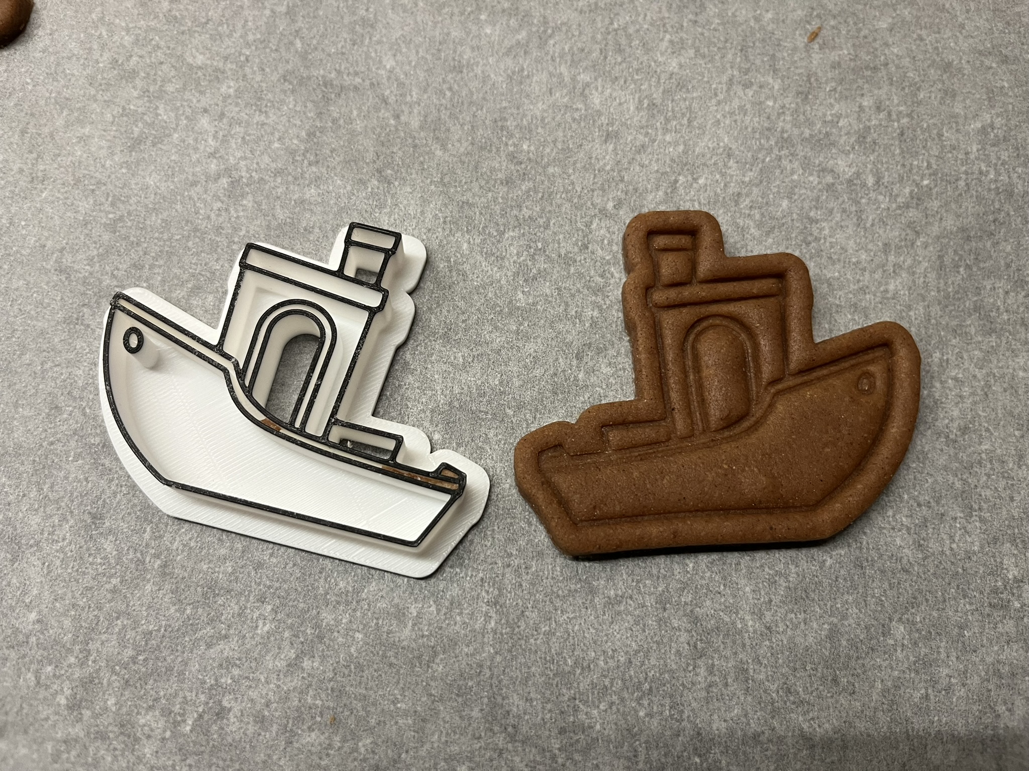 3D Benchy cookie cutter