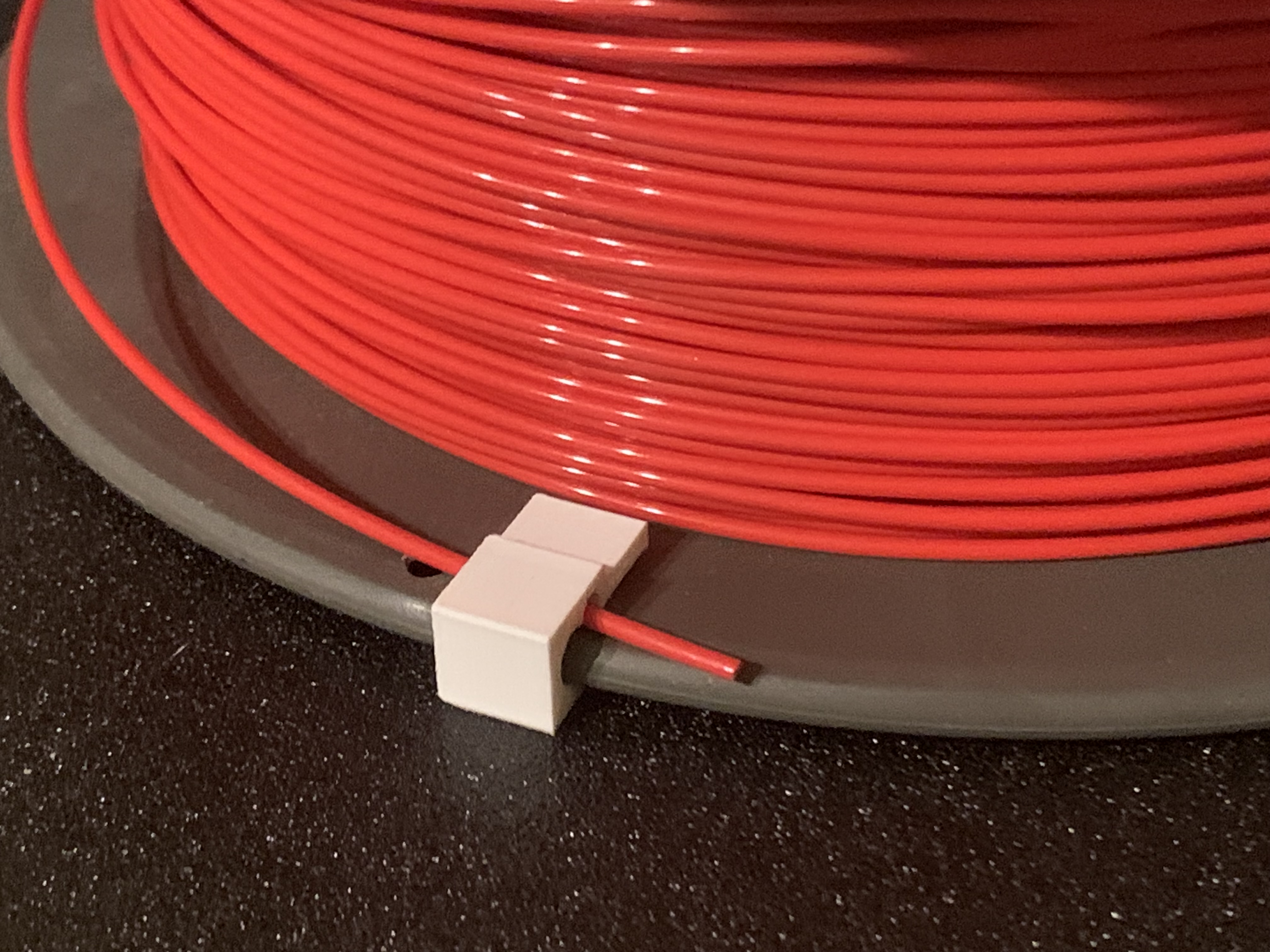 Filament clip
