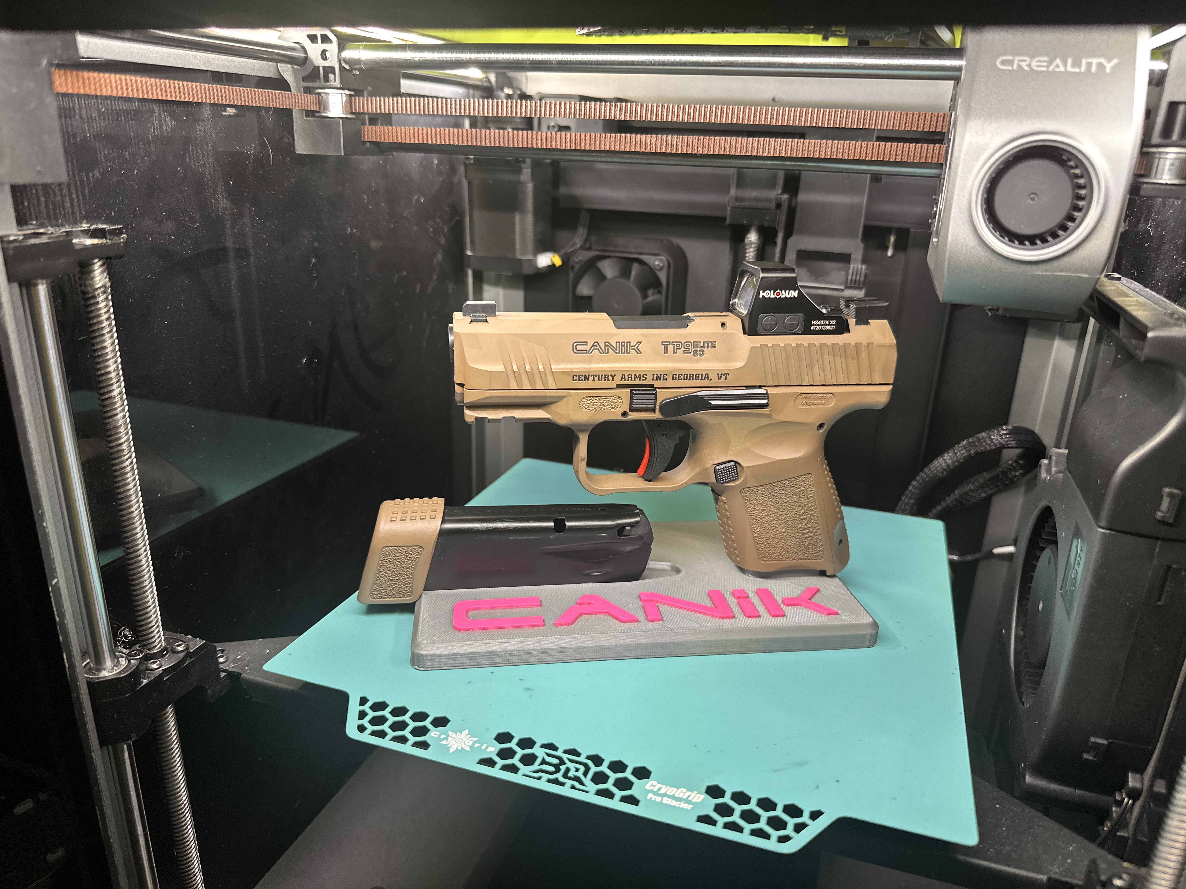 Canik Pistol Stand