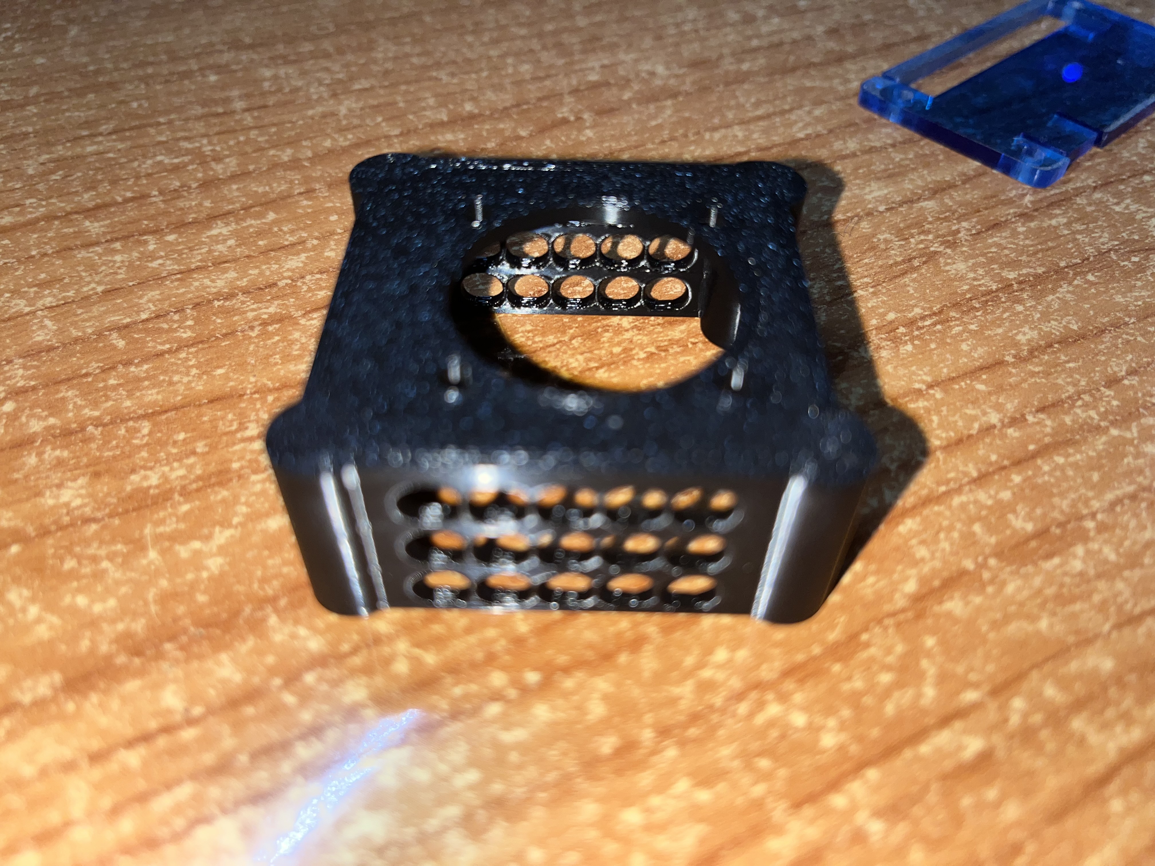 Raspberry Pi Zero 2 vertical box with Fan — miniatura 3