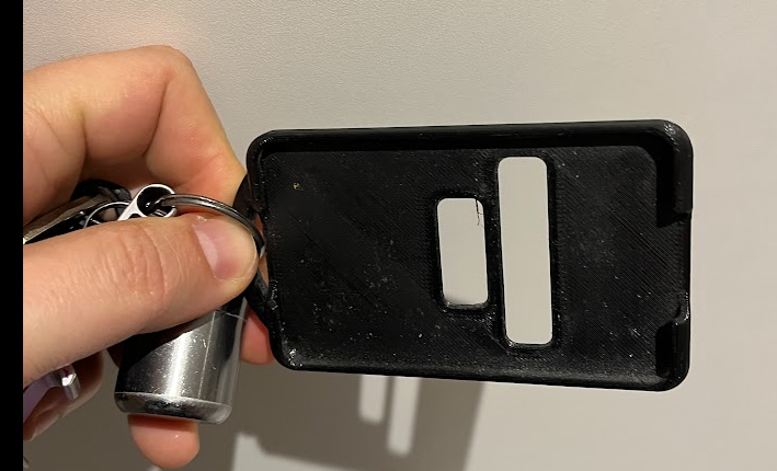 Compact Keychain for Renault key