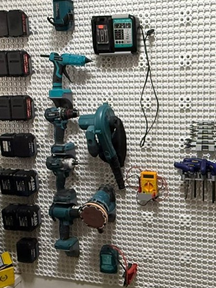 Multiboard Makita tool (sort of) universal mount