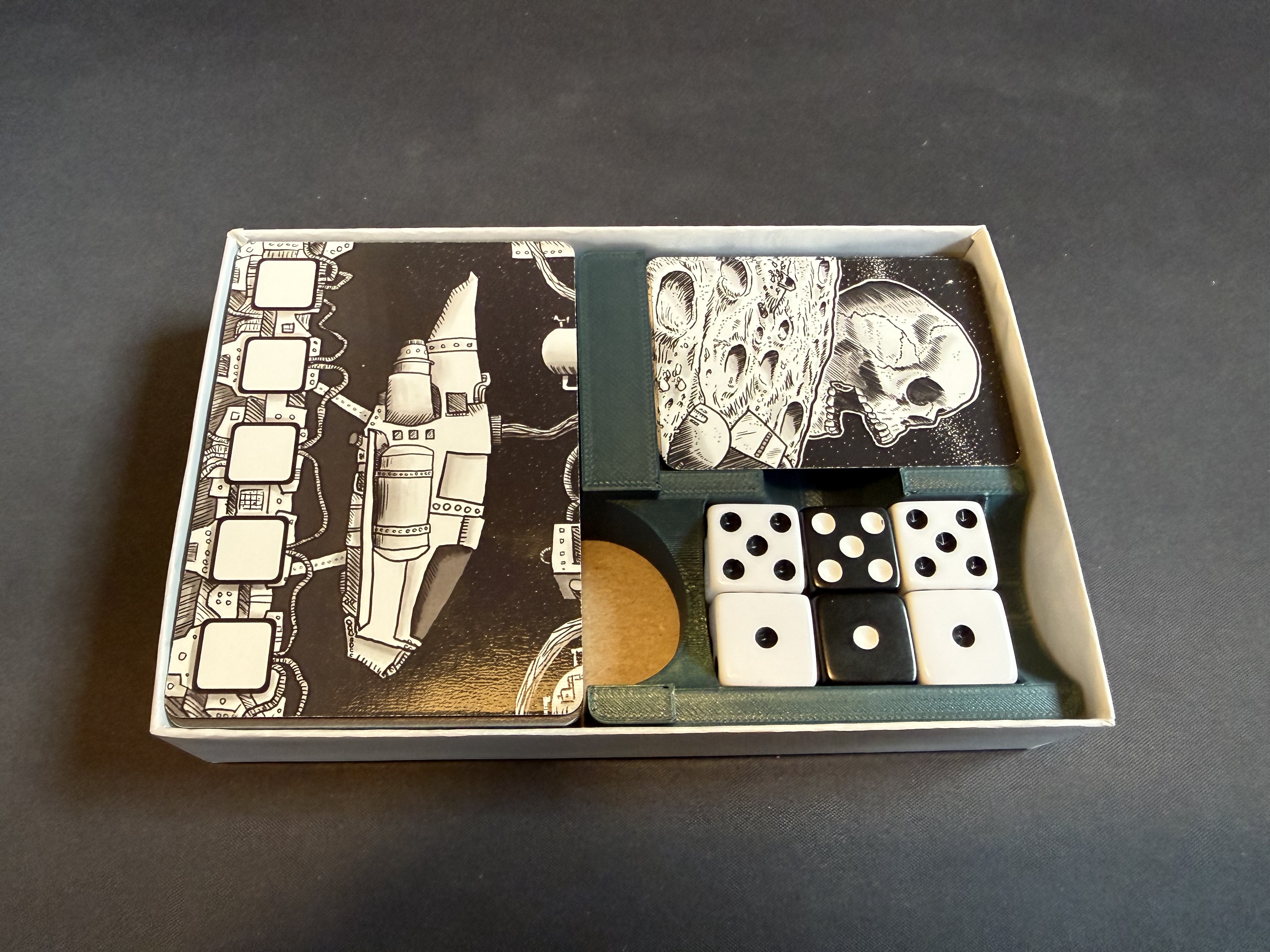 Desolate Game Insert