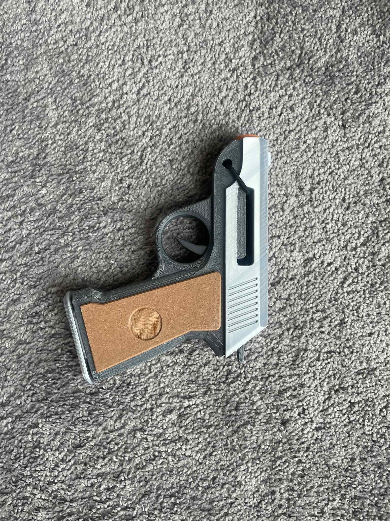 TF2 Pistol (Nightingale mag Nerf string blaster)