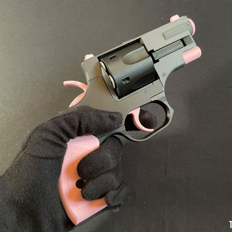 Working Toy Revolver • 99% 3D Printed by Franz-Creator | Download free ...