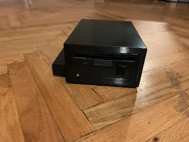 Enterprise 128/64 floppy drive chassis for pear's EXDOS card