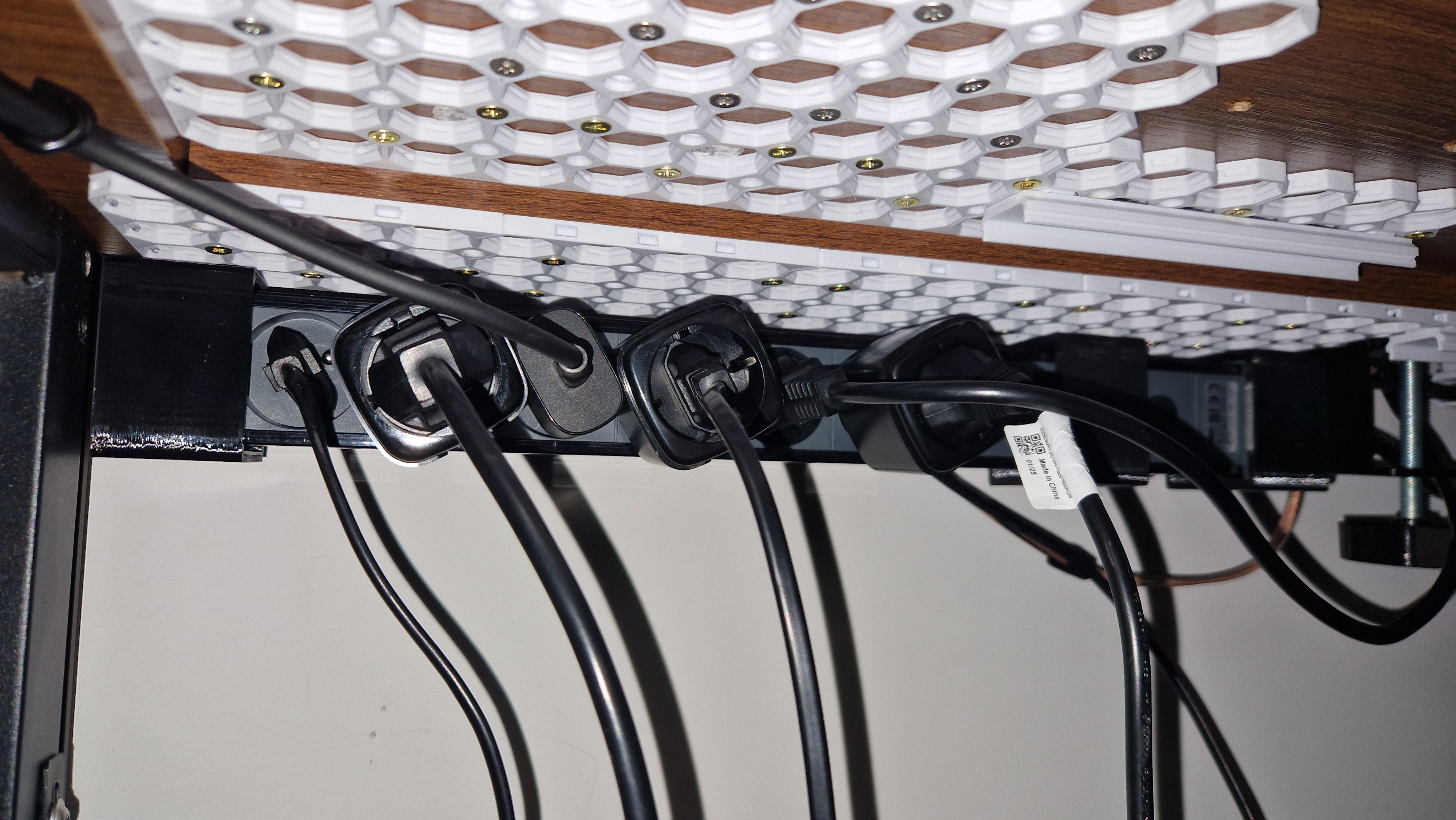Underware/Multiboard Power Strip Mounts