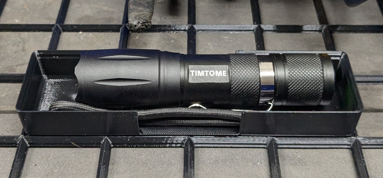 Gridfinity Flashlight Tray