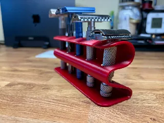 5 Razor stand - Works for Double Edge Safety Razors and Cartridge Razors