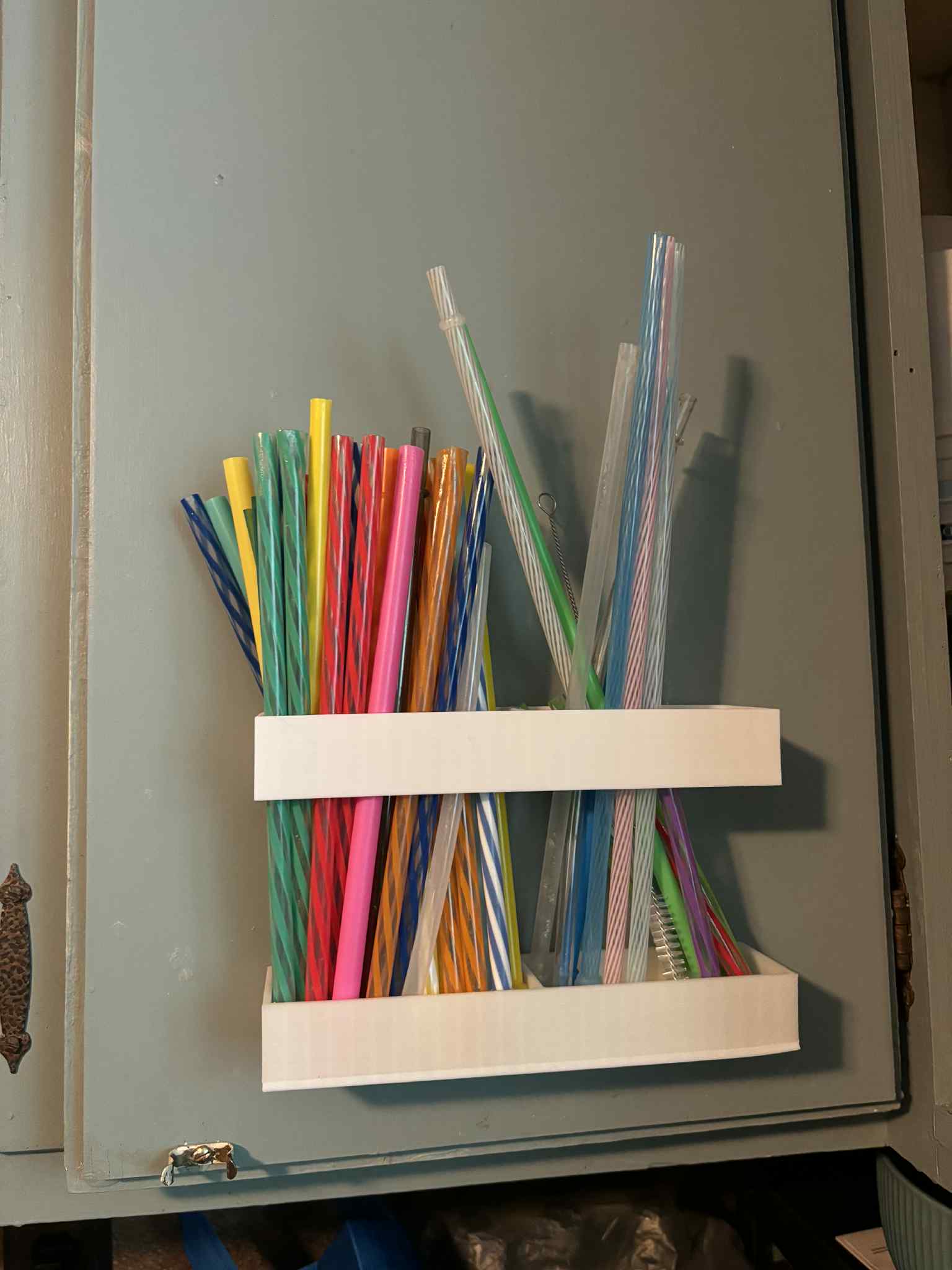 straw holder , mounted