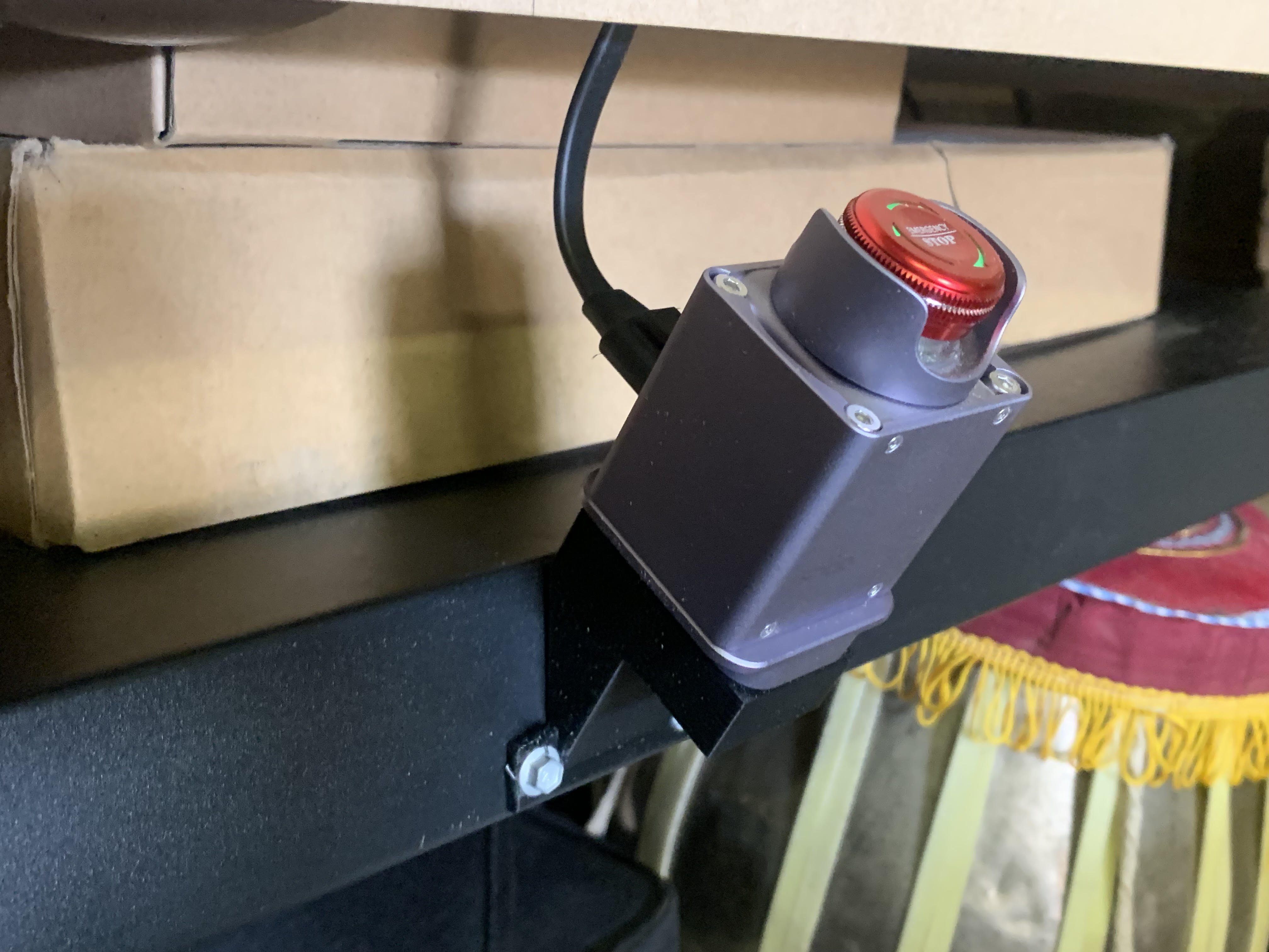 Miniatura 2 do modelo 3D Snapmaker Emergency Stop Button Mount