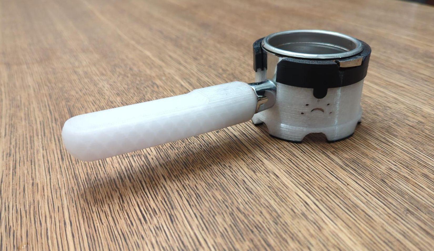 Stand for ROK portafilter.