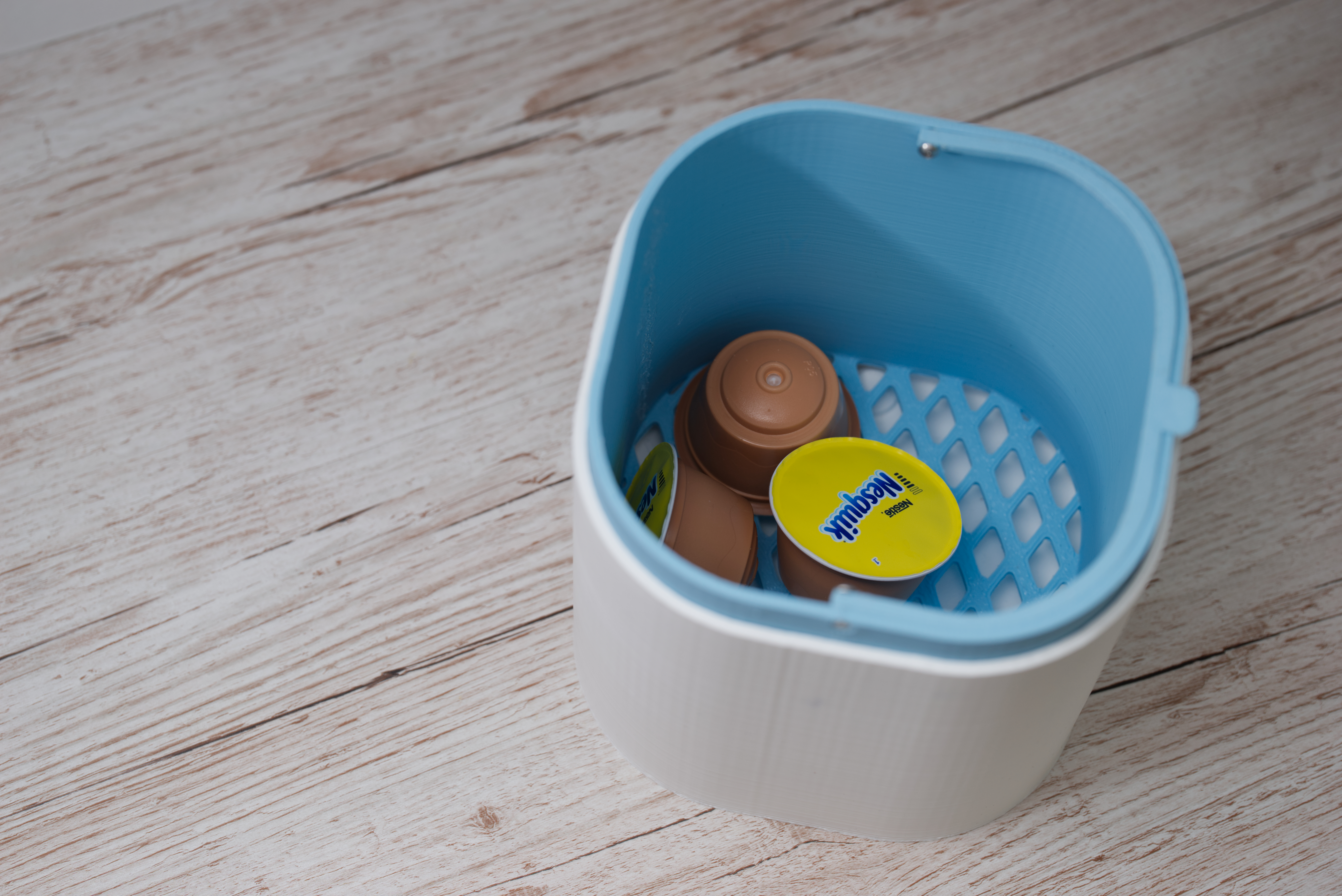 Coffee Pod Drip Box – Clean and Minimal Waste Solution