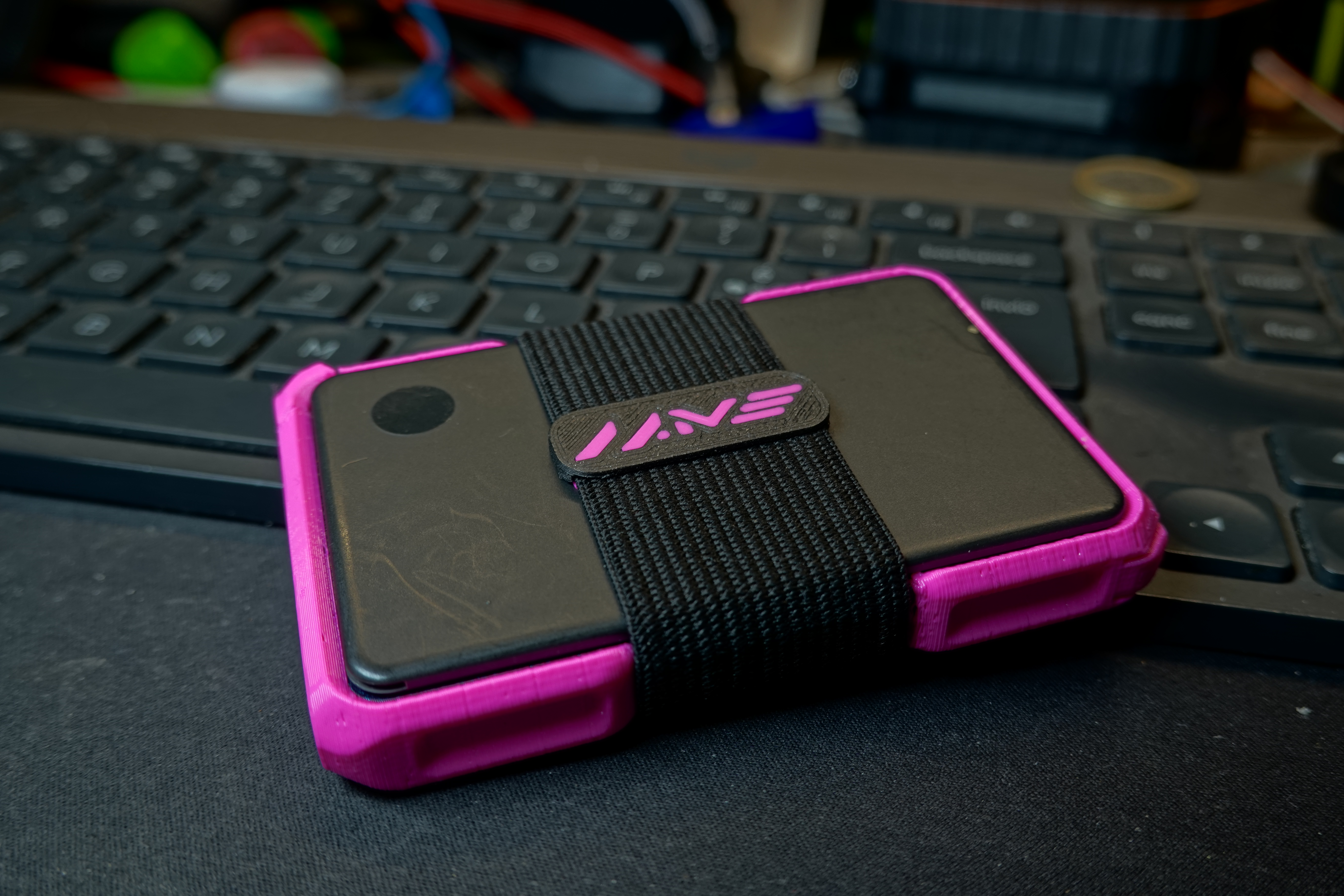 Chipolo wallet