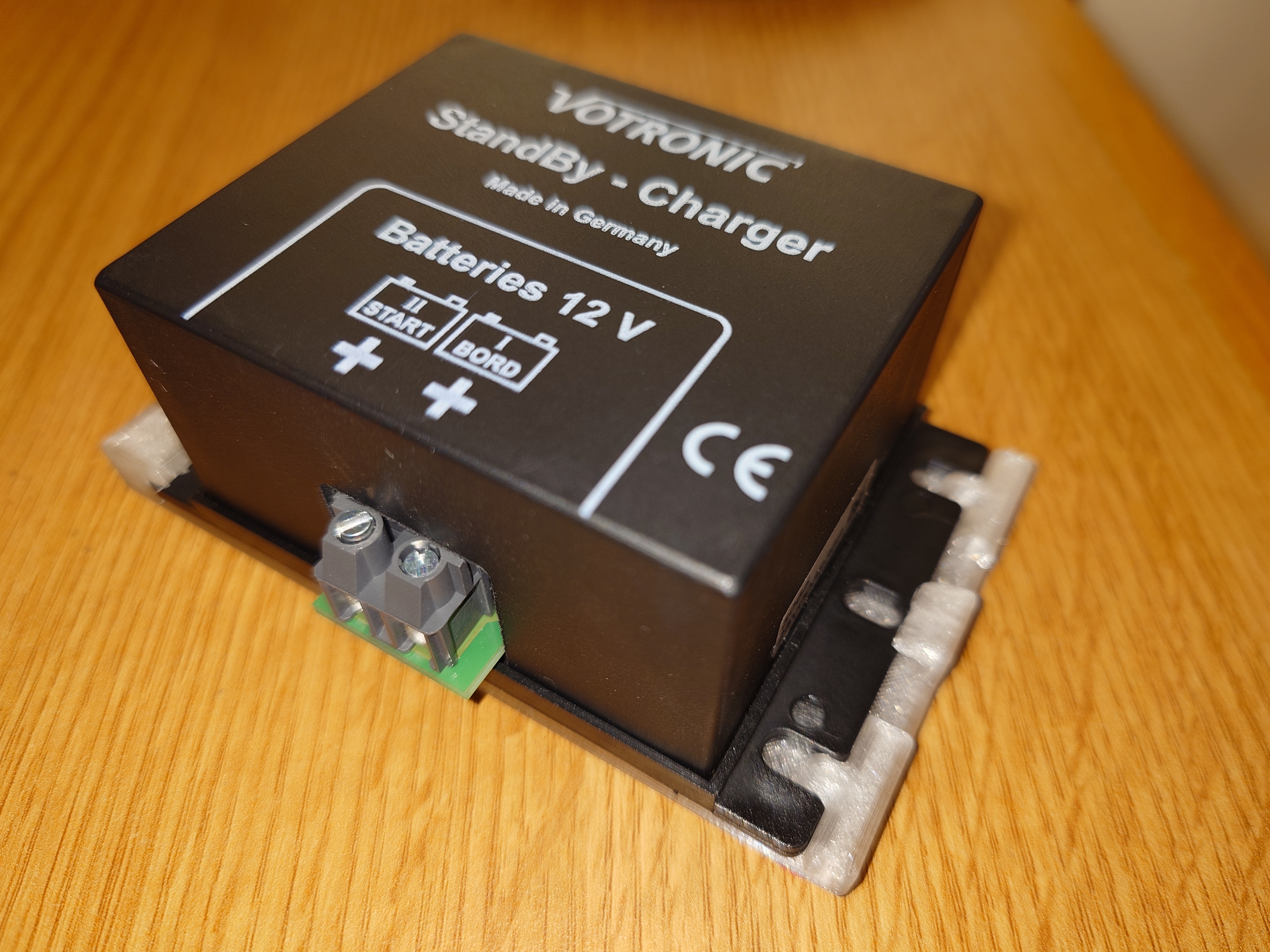Votronic Standby Charger Mount