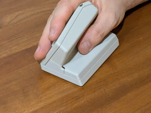 Vertical Retro Wireless Computer Mouse
