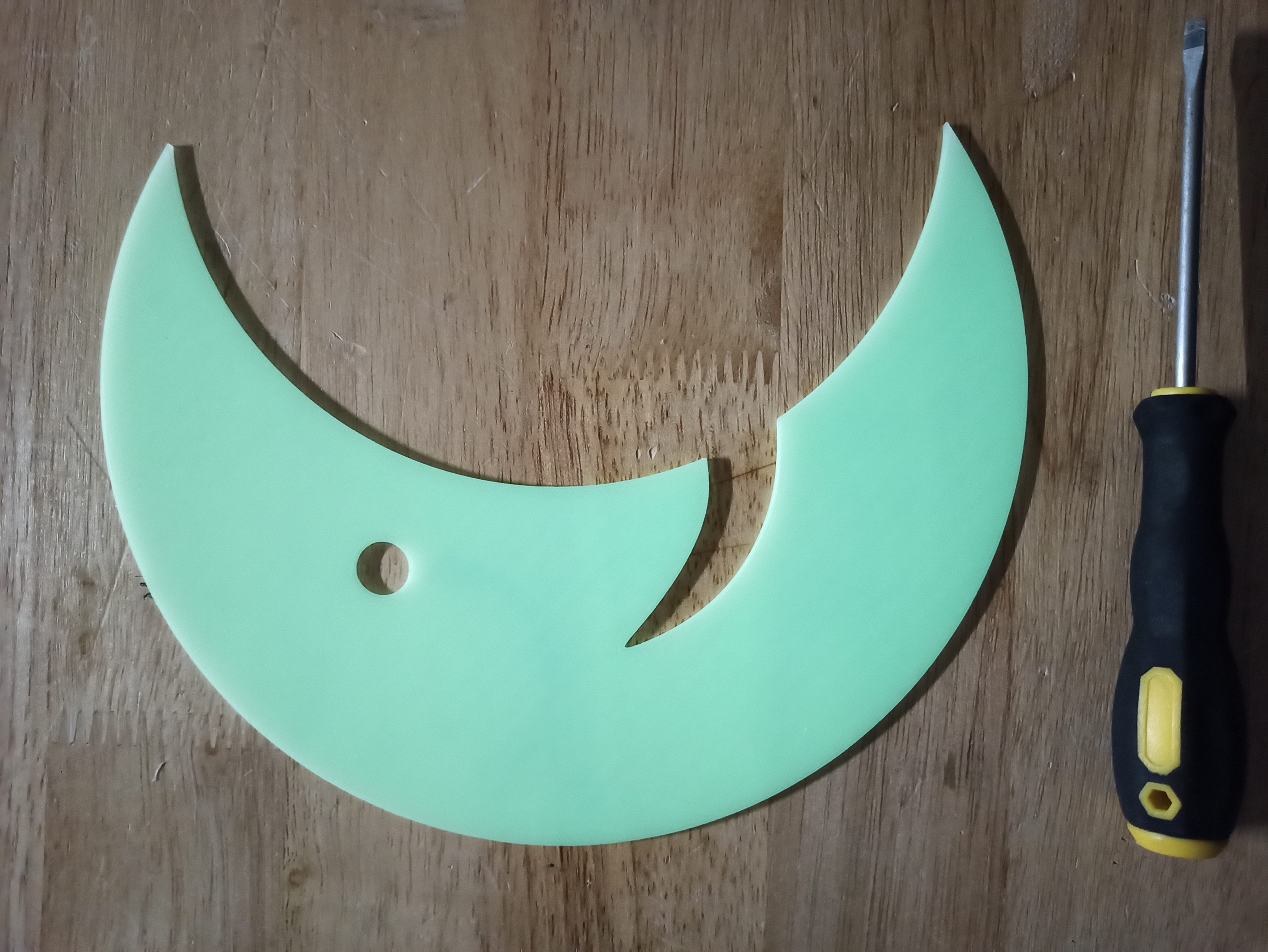 Miniatura 2 do modelo 3D Moon With Smiling Face
