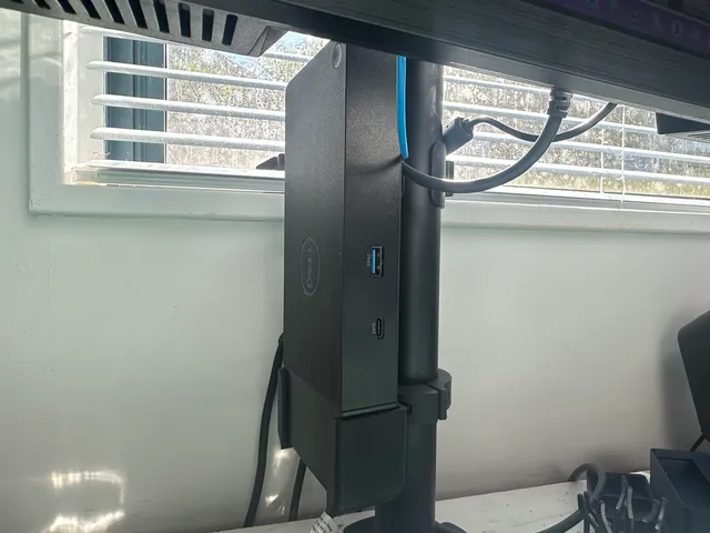 Dell WD19S Dock monitor tube mount