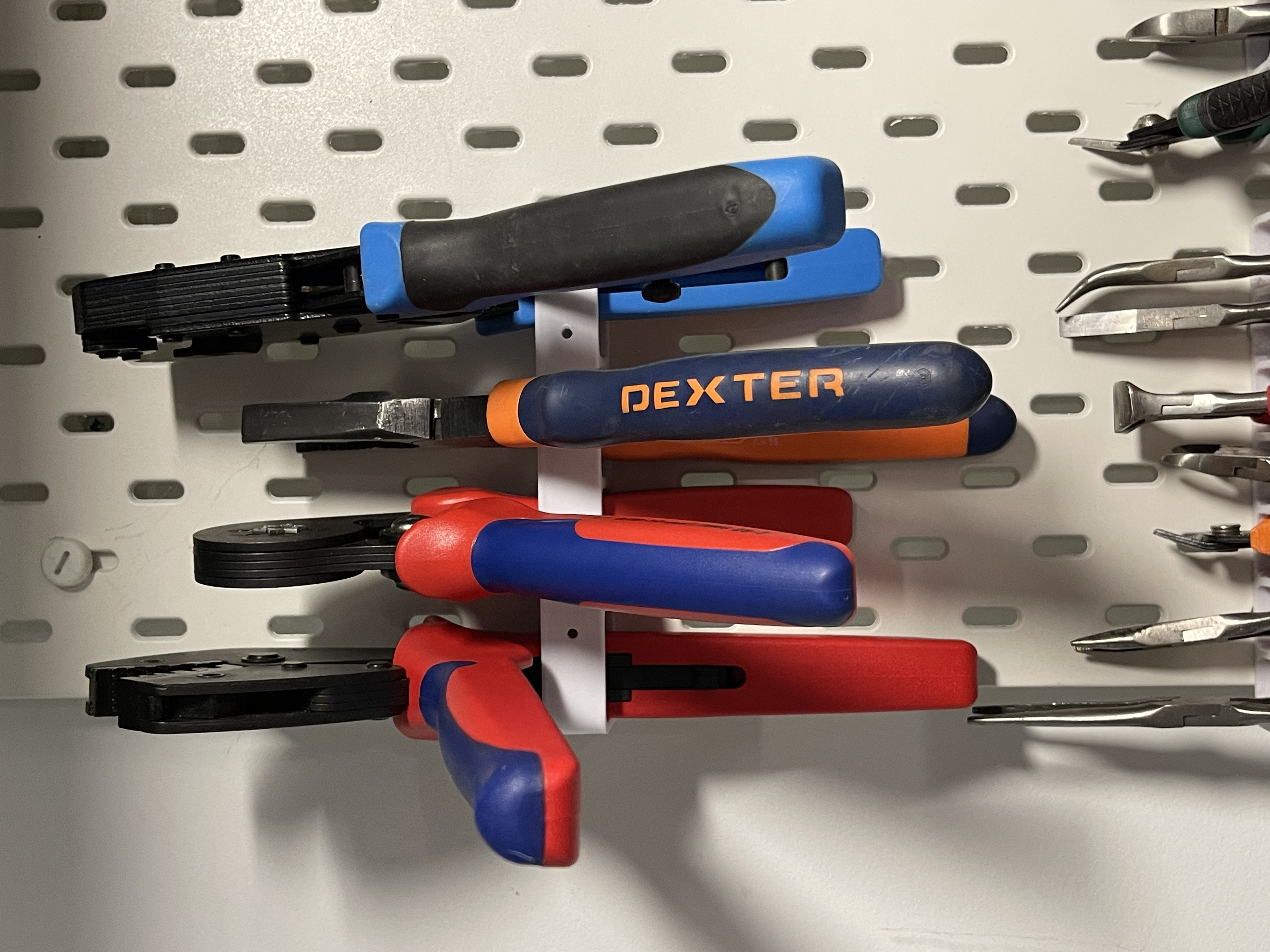 Tool holder 30x30 for IKEA SKADIS pegboard (T-Nuts)