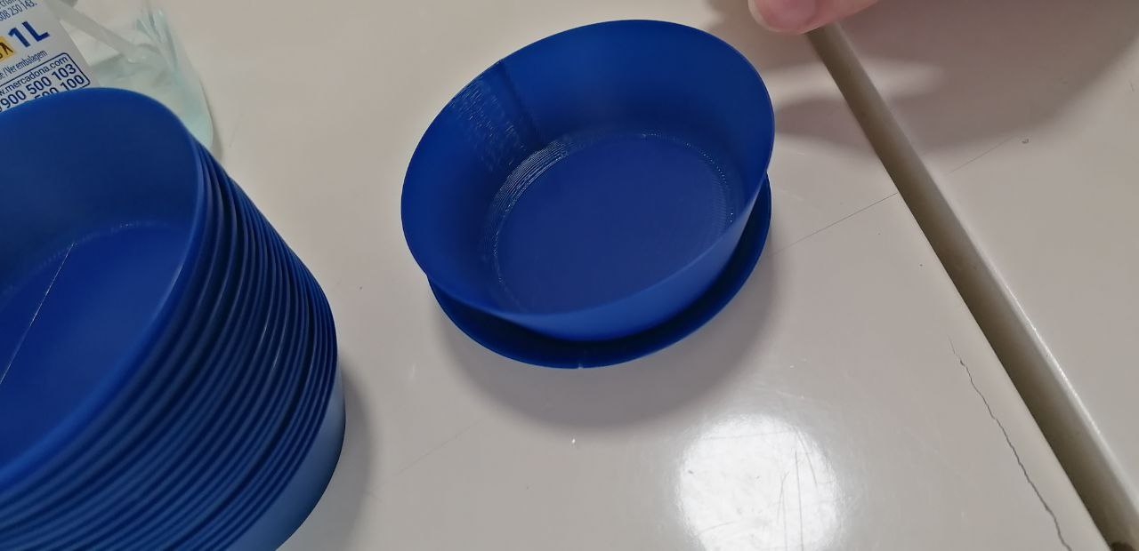 Stackable small dish