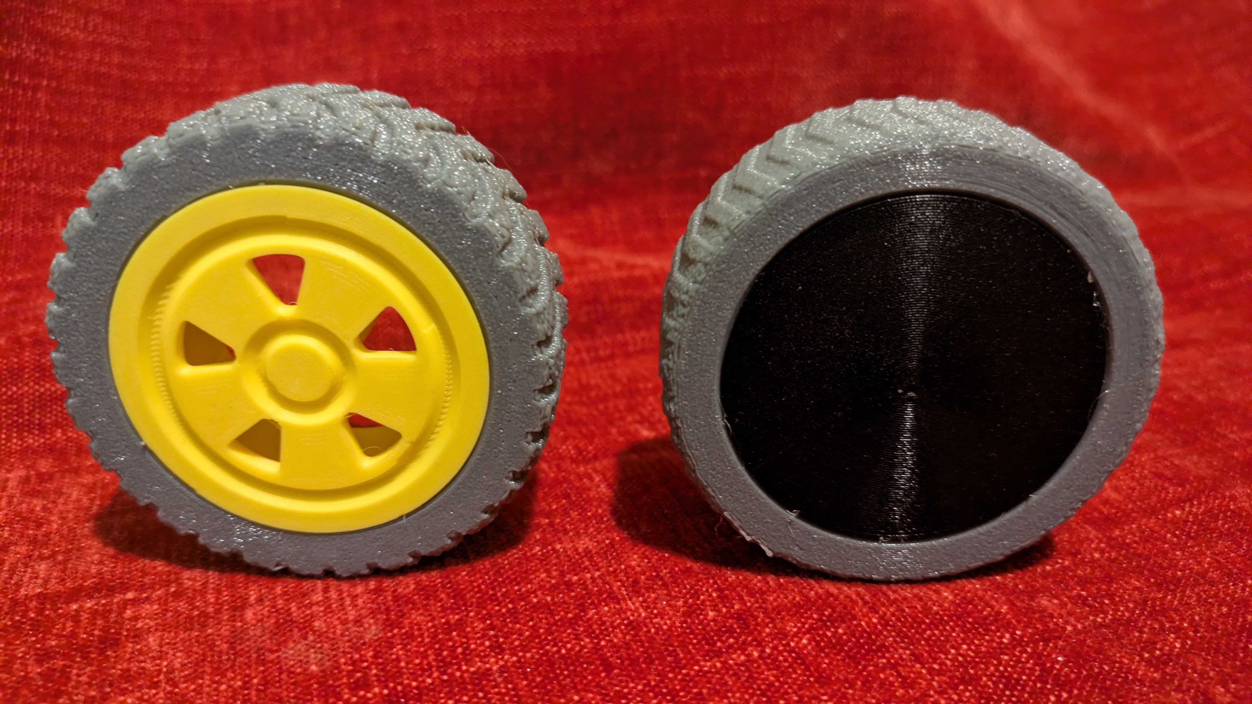 Wheel Hub and Tires for RC Car/Robot